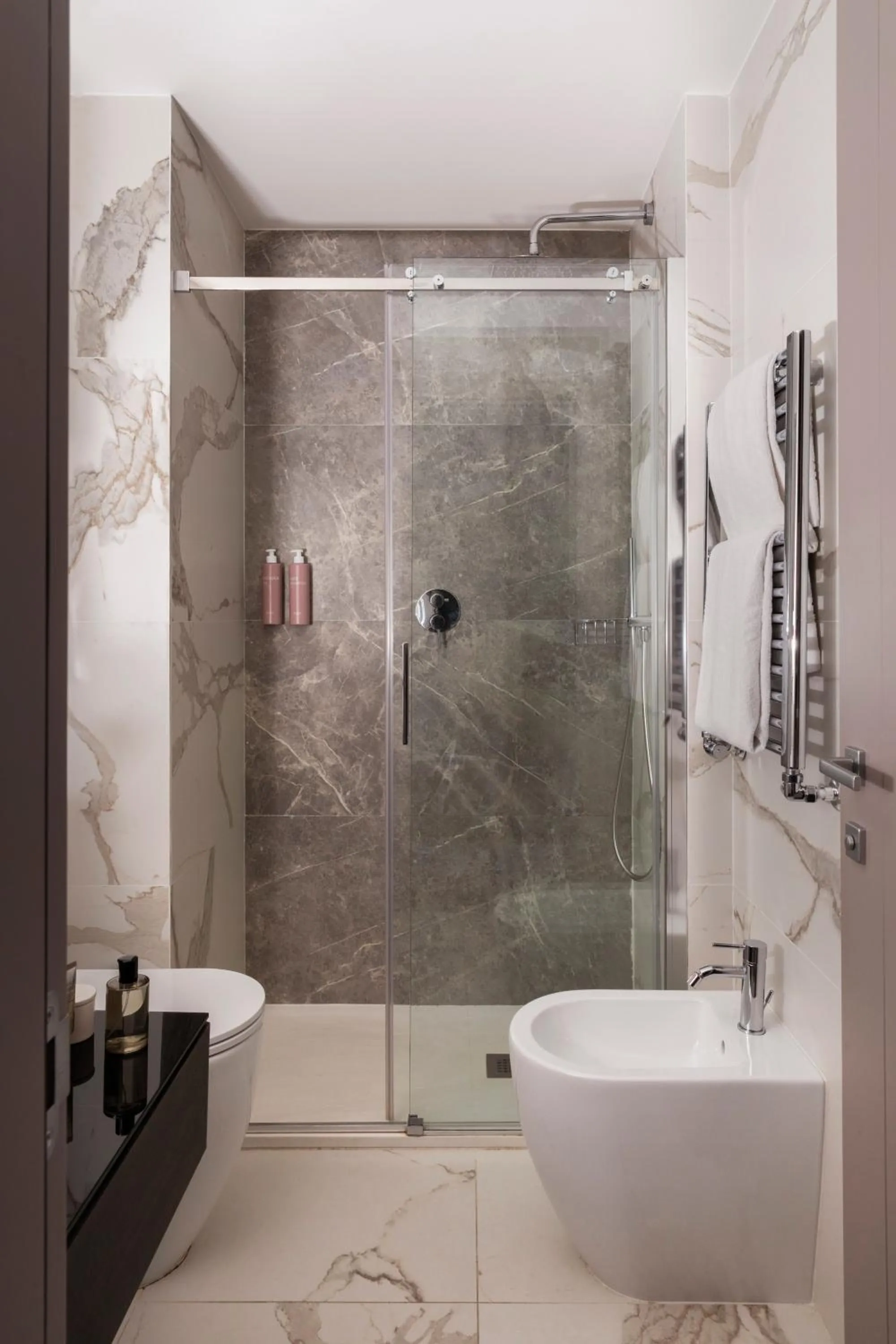 Bathroom in Hotel Viminale