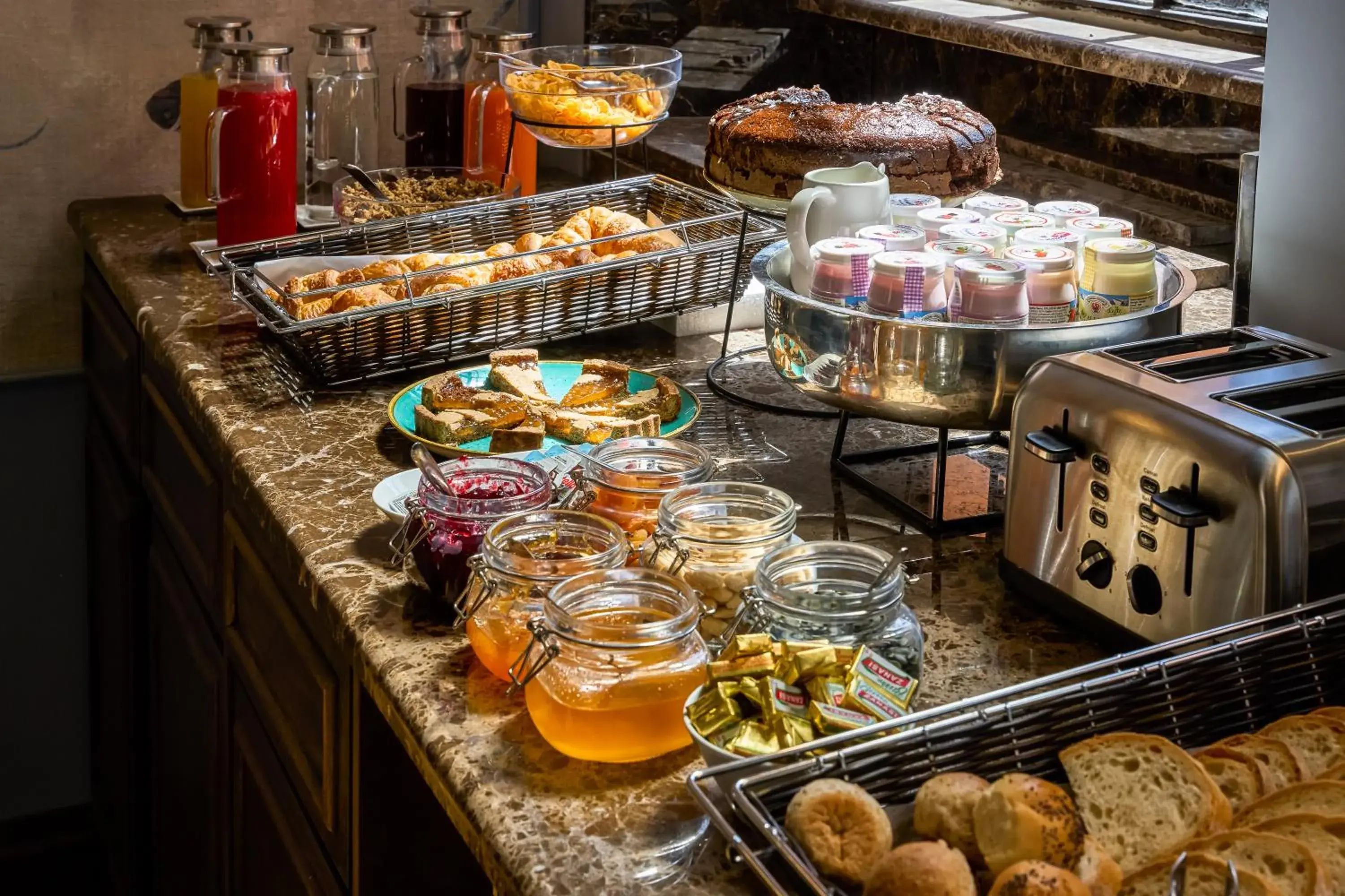 Food and drinks in Hotel Viminale Food and drinks in Hotel Viminale