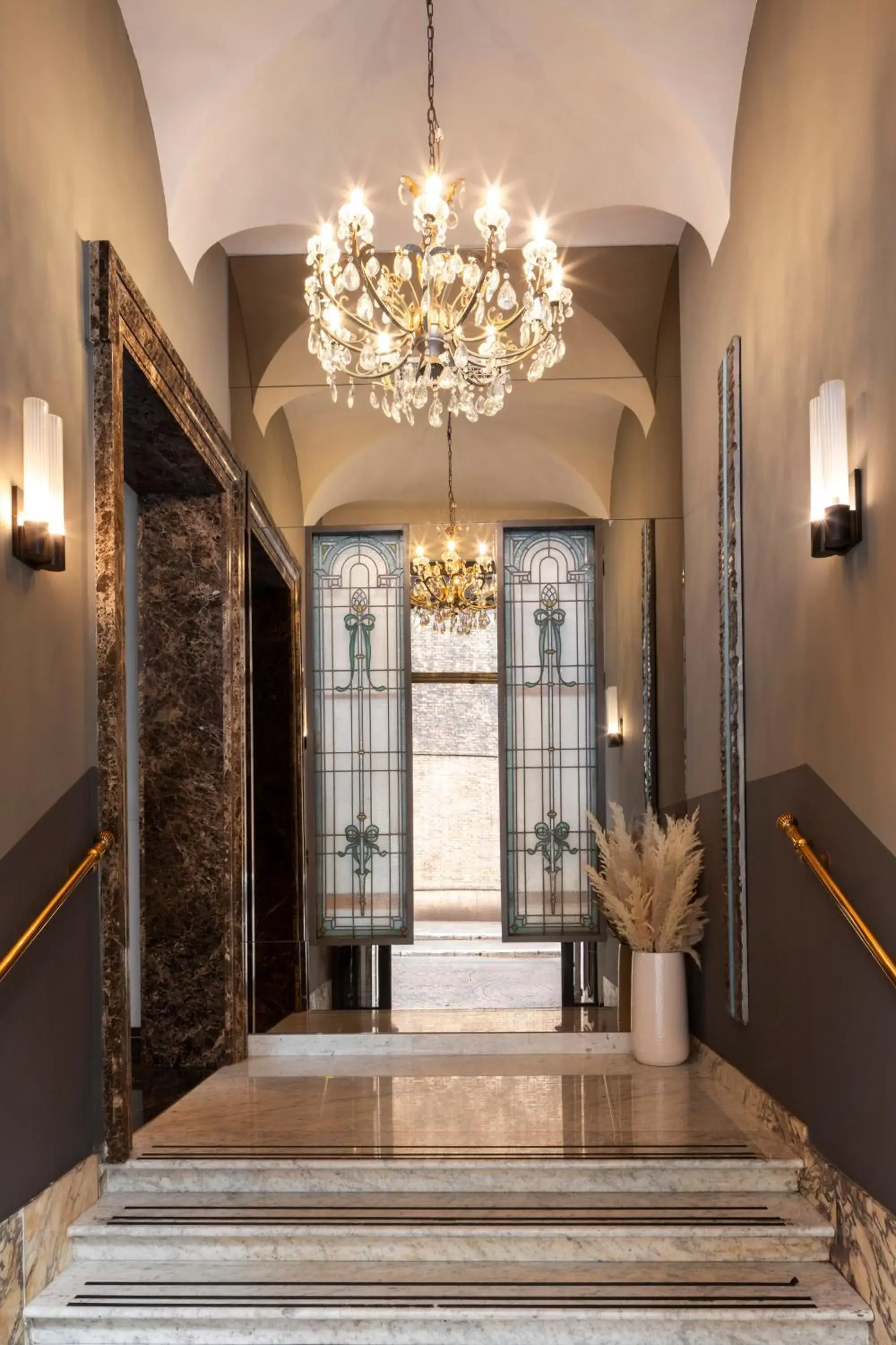 Facade/entrance in Hotel Viminale Facade/entrance in Hotel Viminale