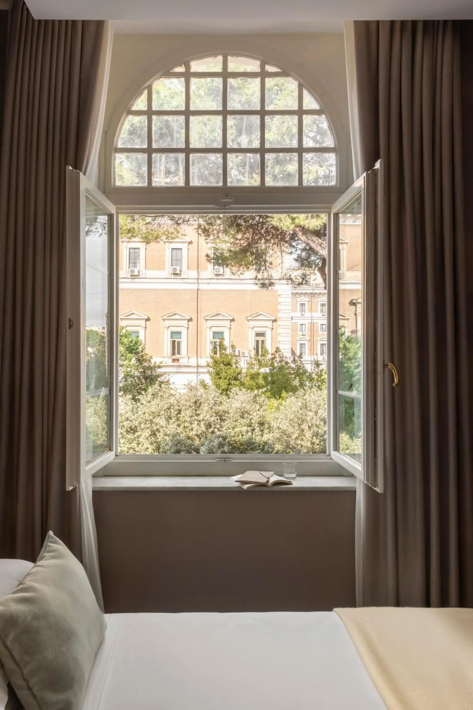 Bedroom, Bed in Hotel Viminale Bedroom, Bed in Hotel Viminale