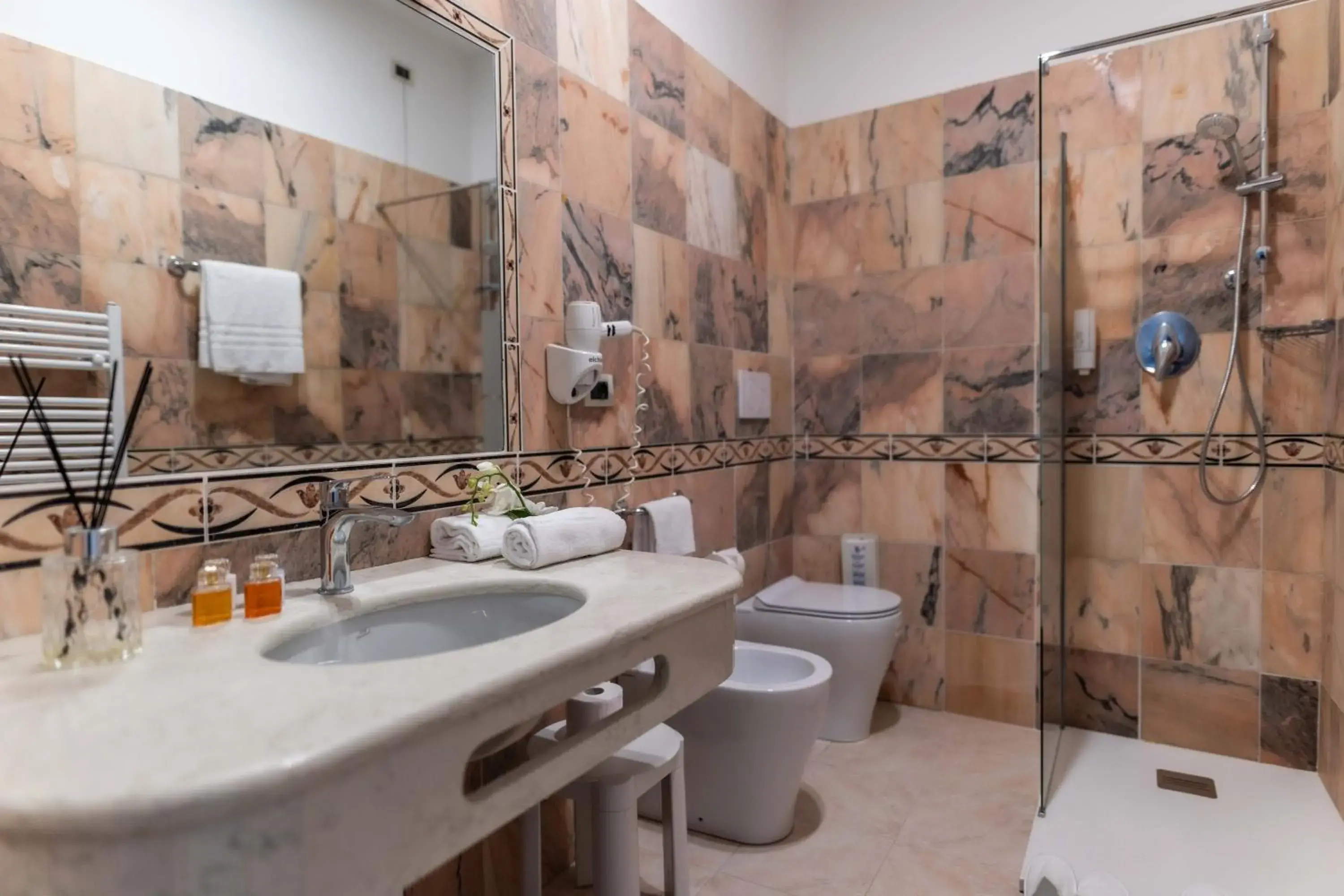 Bathroom in Hotel Terme Milano Bathroom in Hotel Terme Milano