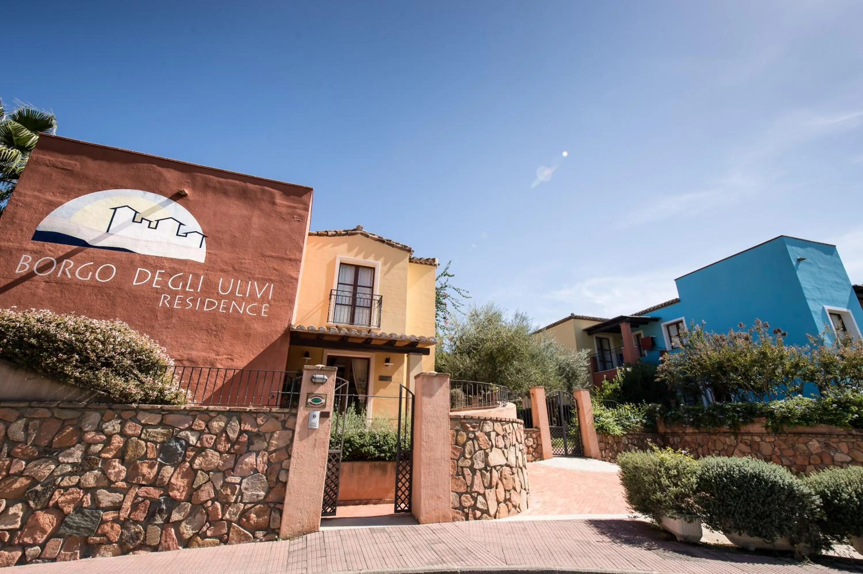 Facade/entrance in Borgo Degli Ulivi