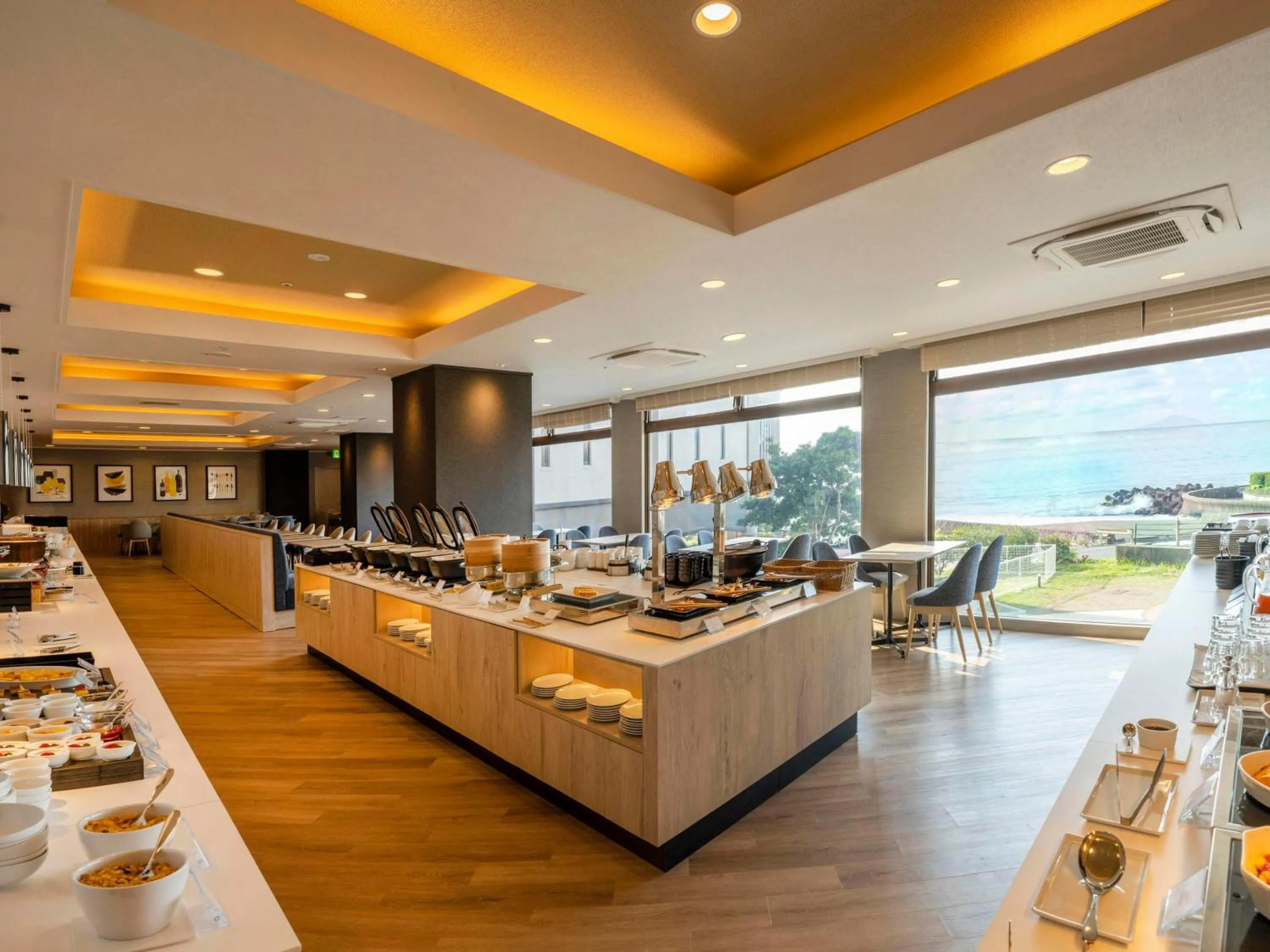 Restaurant/places to eat in Atagawa Ocean Resort