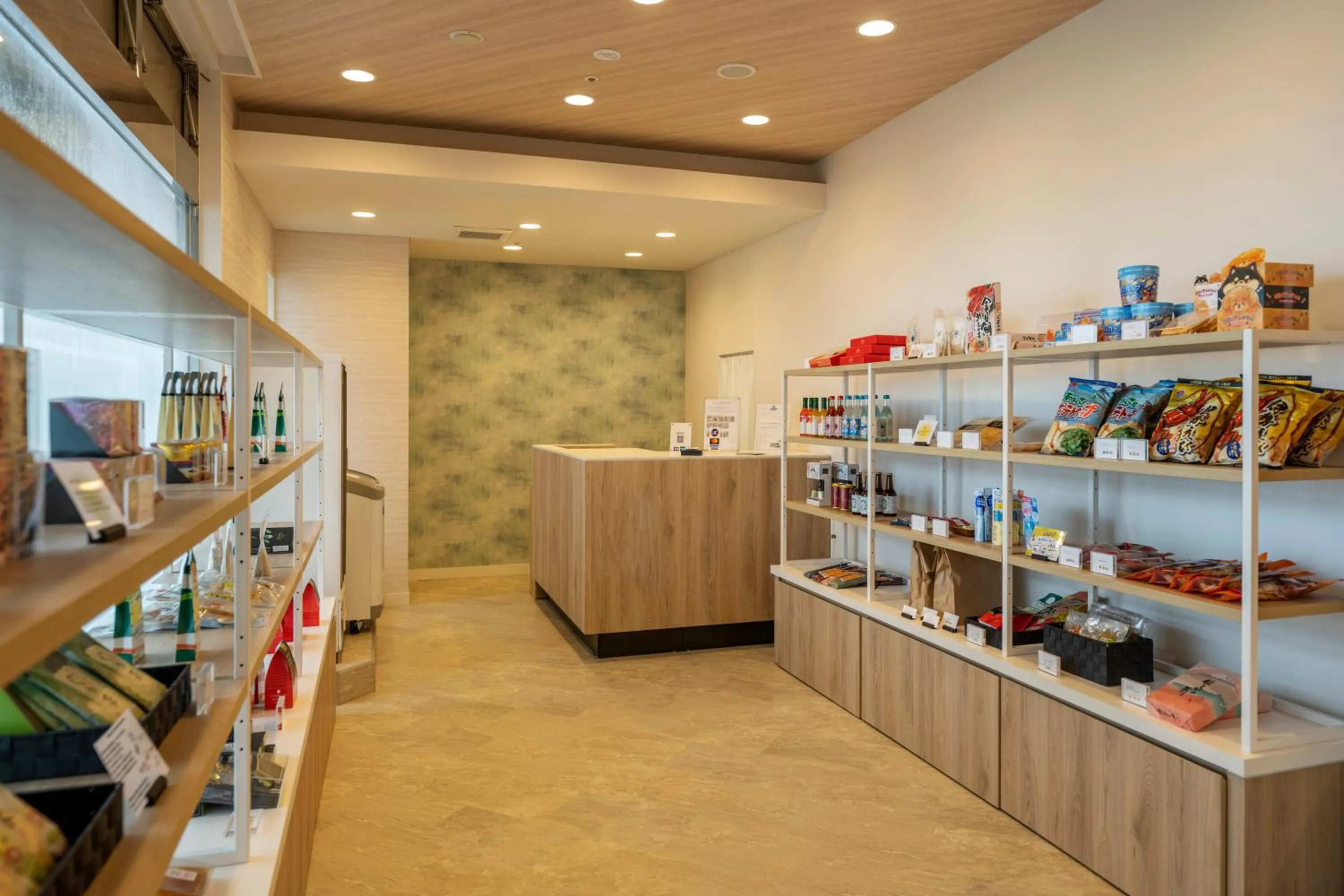 On-site shops in Atagawa Ocean Resort