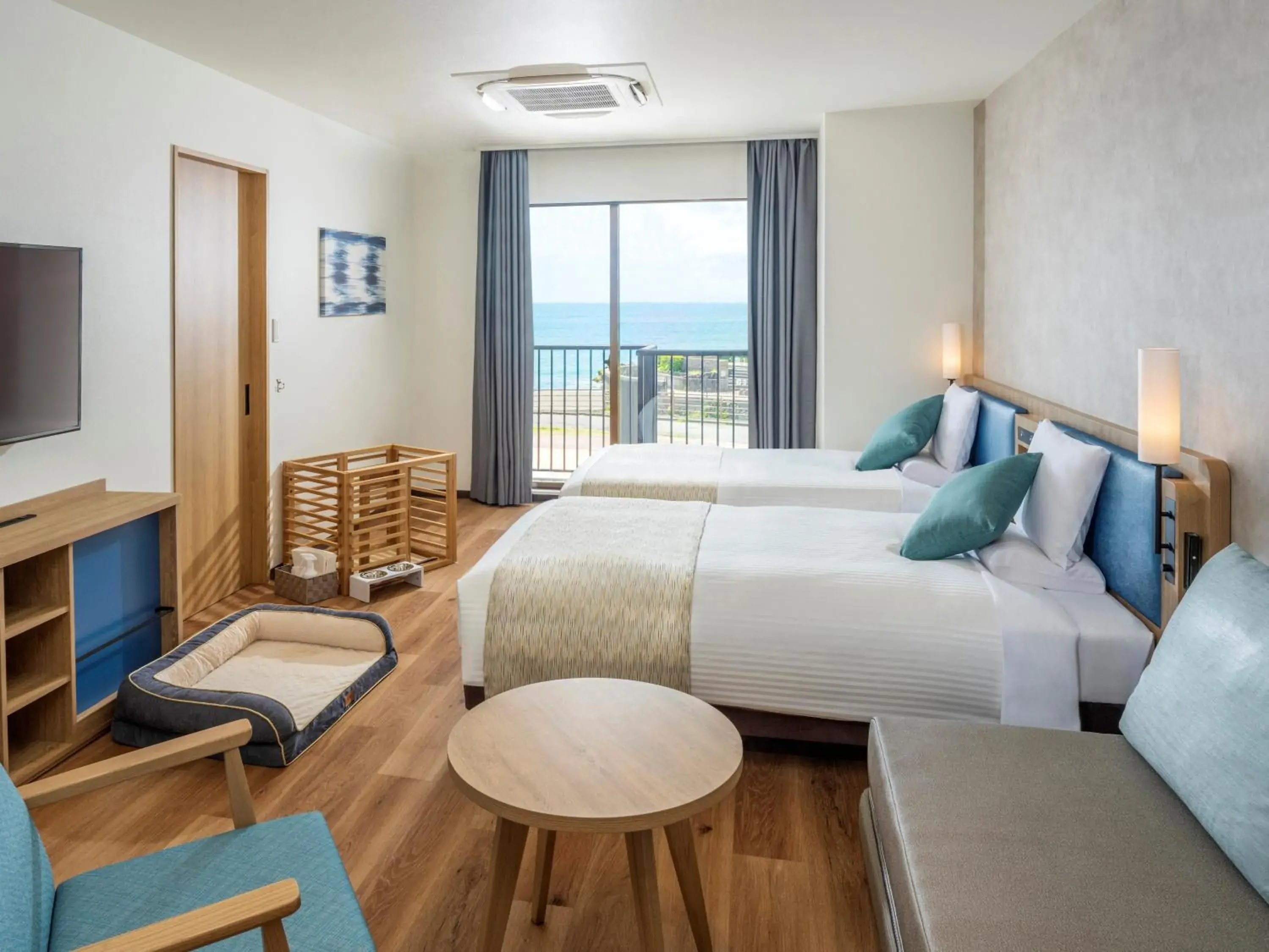 Photo of the whole room, Bed in Atagawa Ocean Resort Photo of the whole room, Bed in Atagawa Ocean Resort