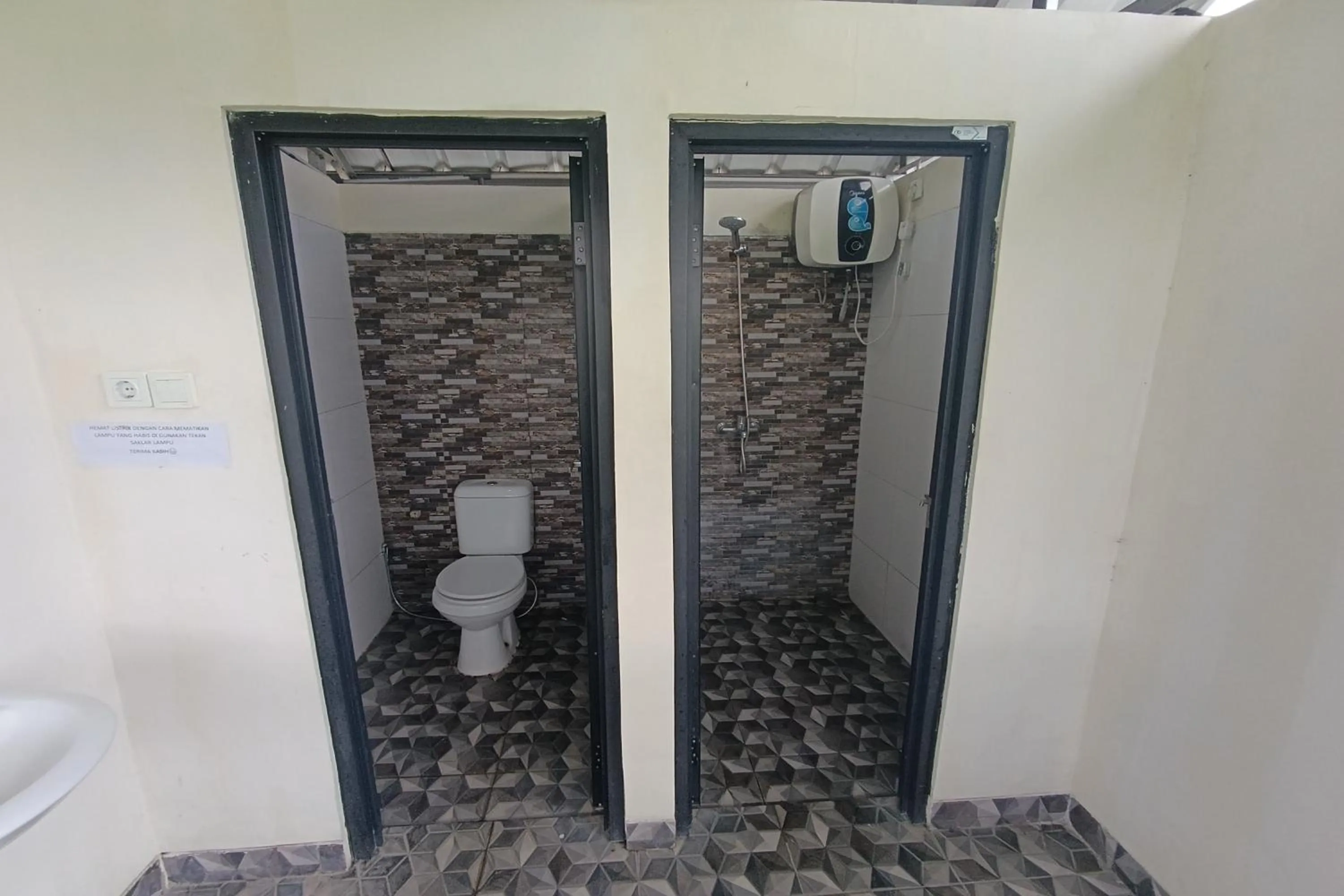 Bathroom in Mamifokobo Hotel & Glamping