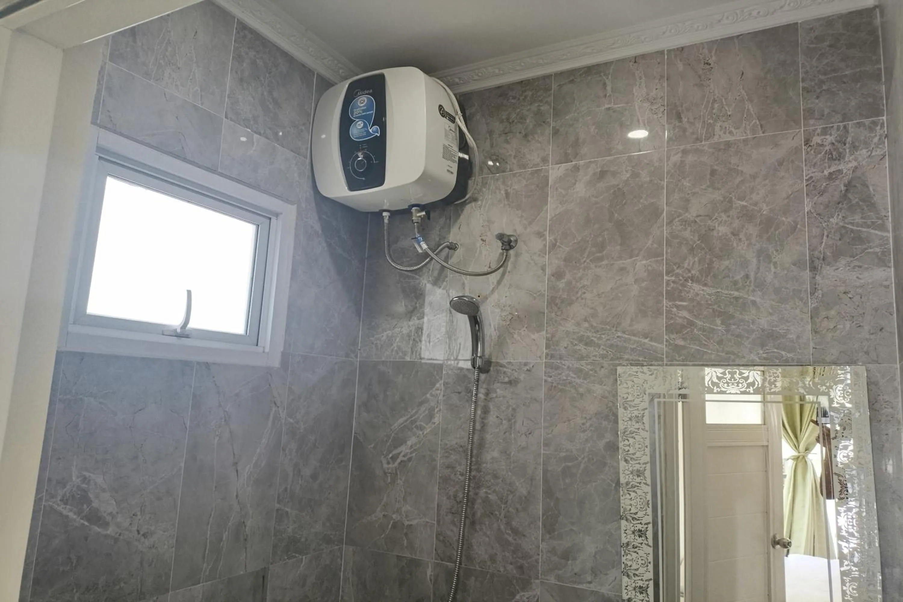 Bathroom in Mamifokobo Hotel & Glamping