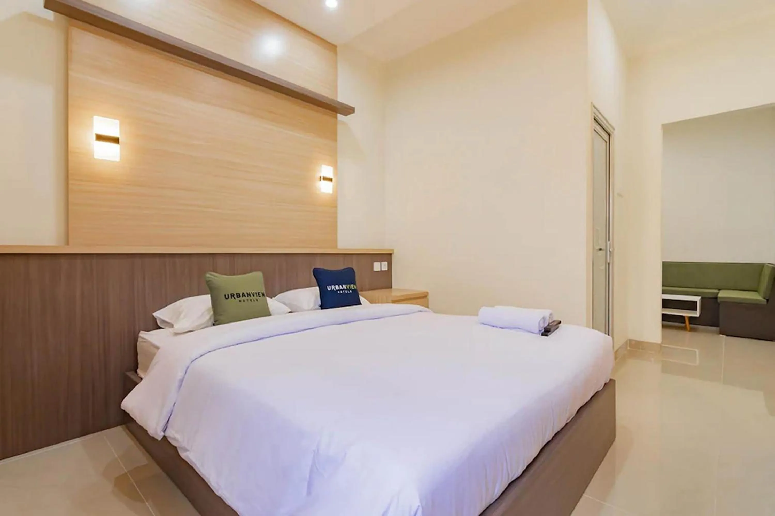 Photo of the whole room, Bed in Mamifokobo Hotel & Glamping