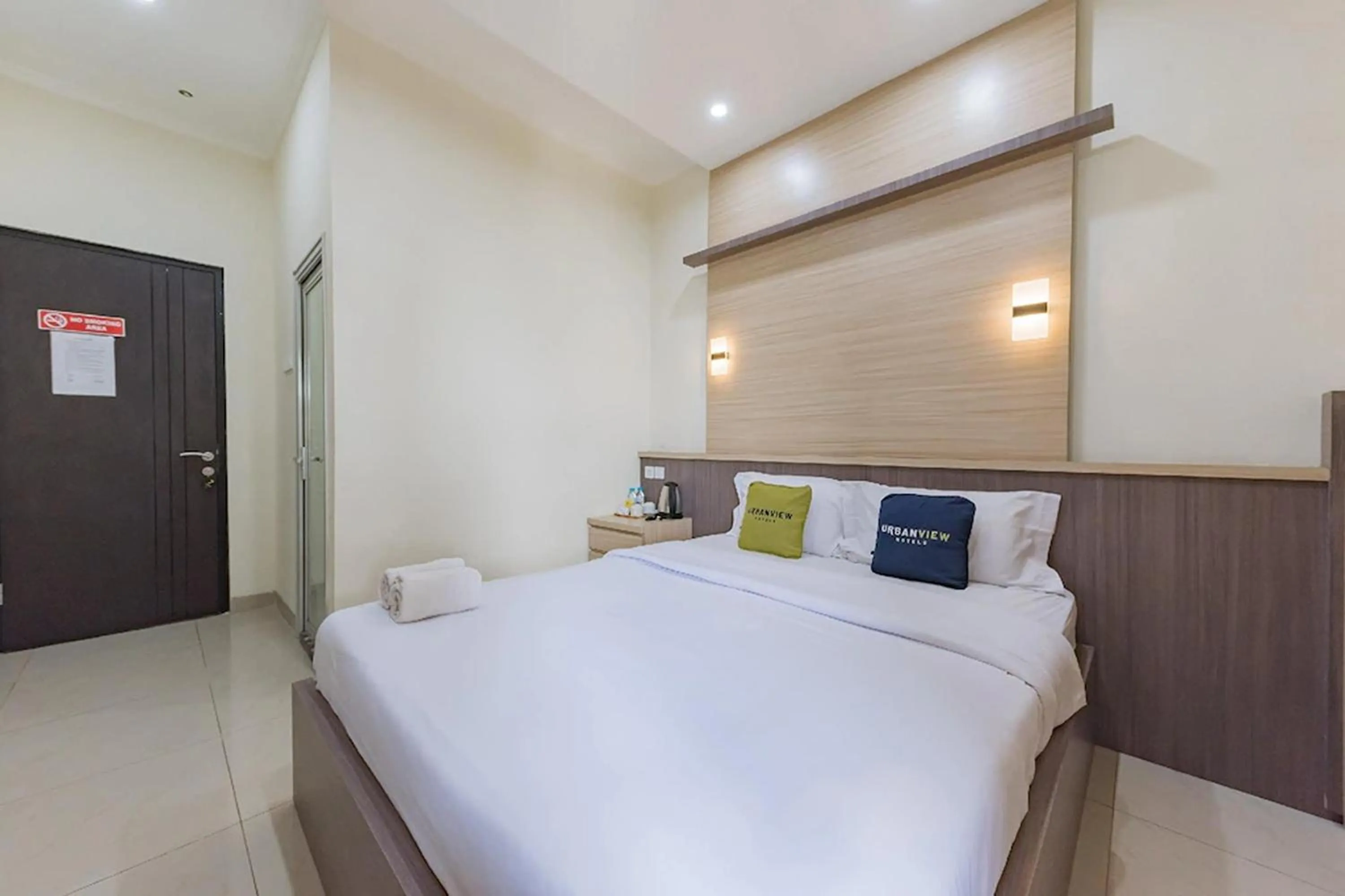 Bedroom, Bed in Mamifokobo Hotel & Glamping