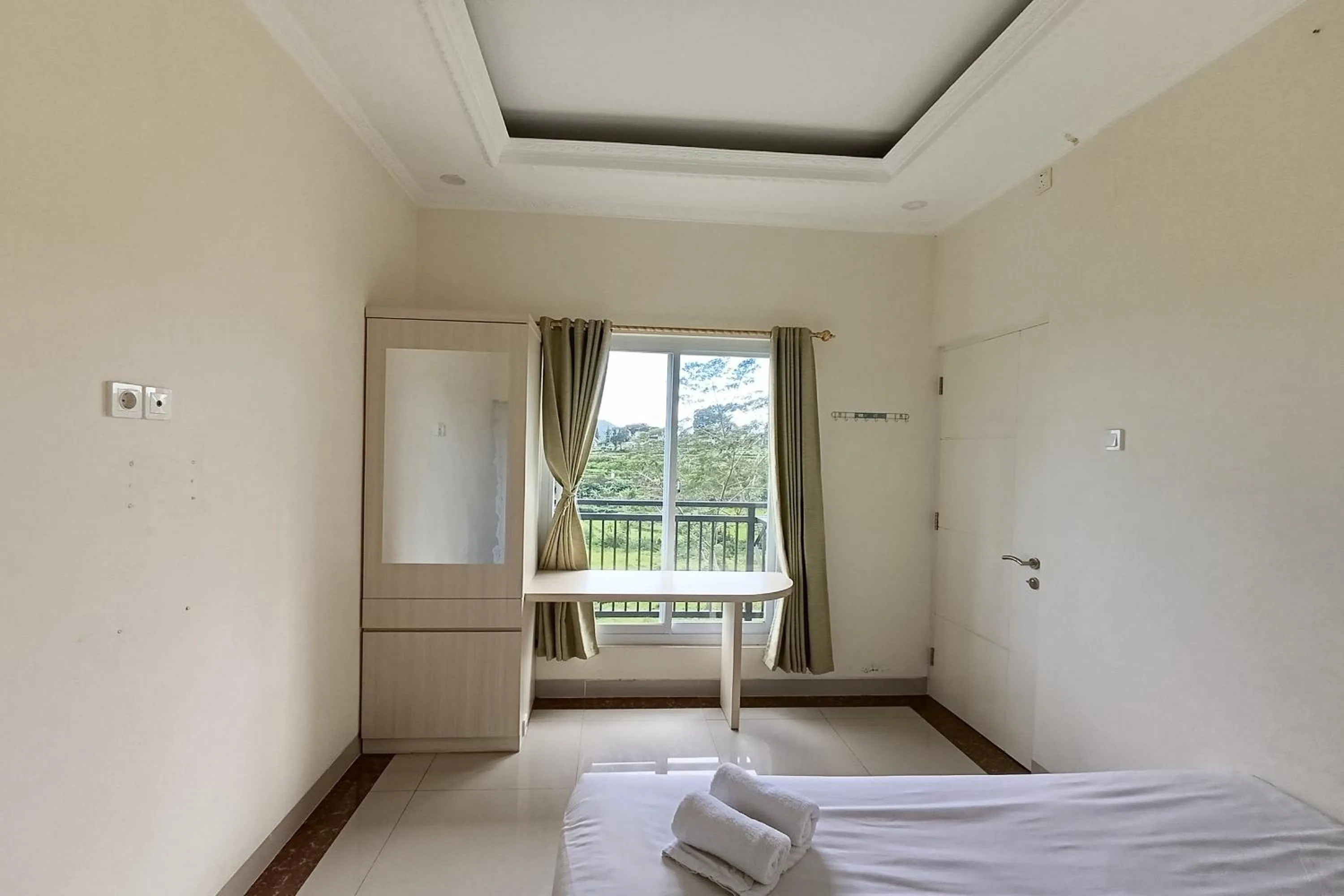 View (from property/room), Bed in Mamifokobo Hotel & Glamping