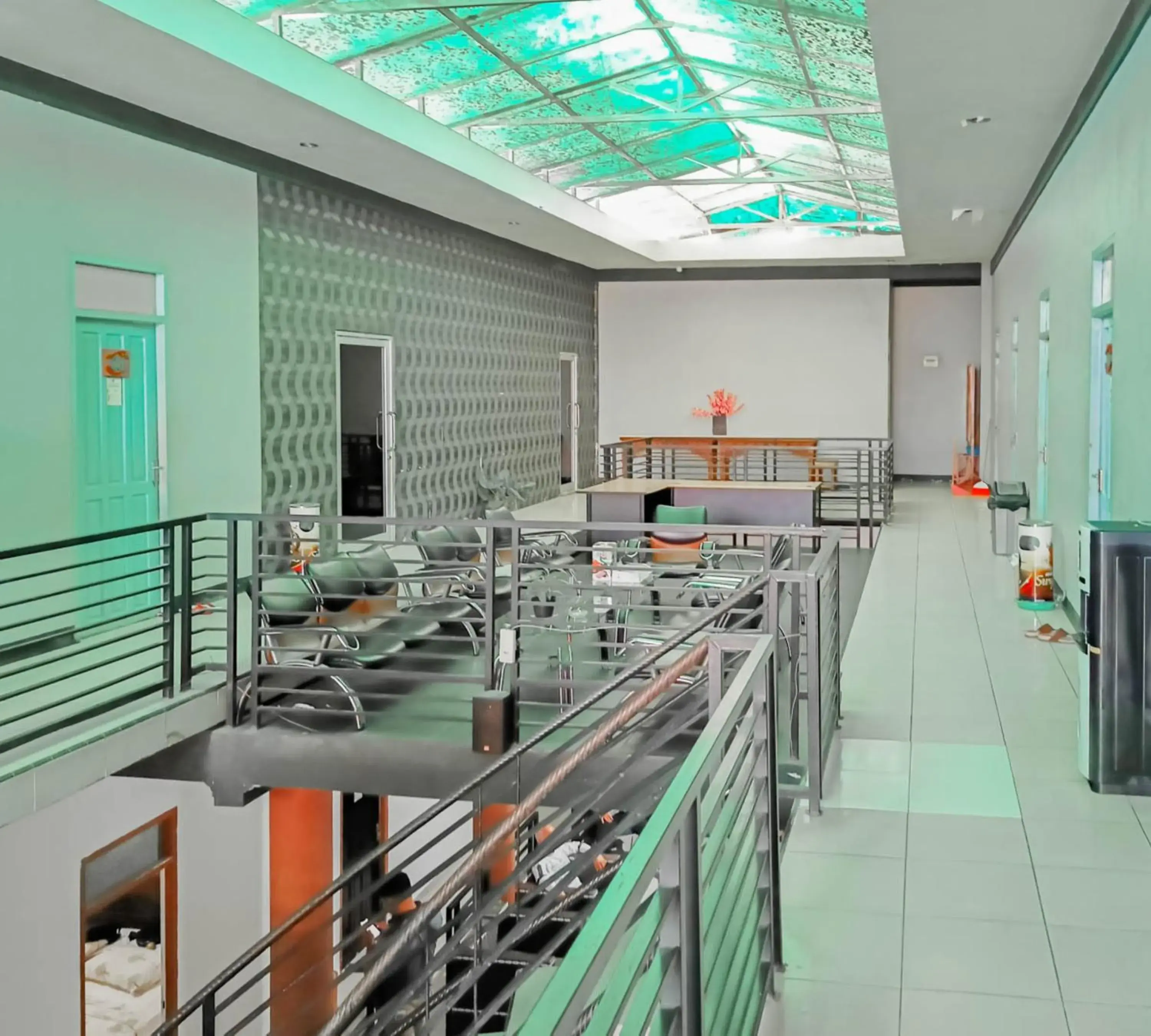 Property building in Urbanview Hotel Bagoes Sintang by RedDoorz Property building in Urbanview Hotel Bagoes Sintang by RedDoorz