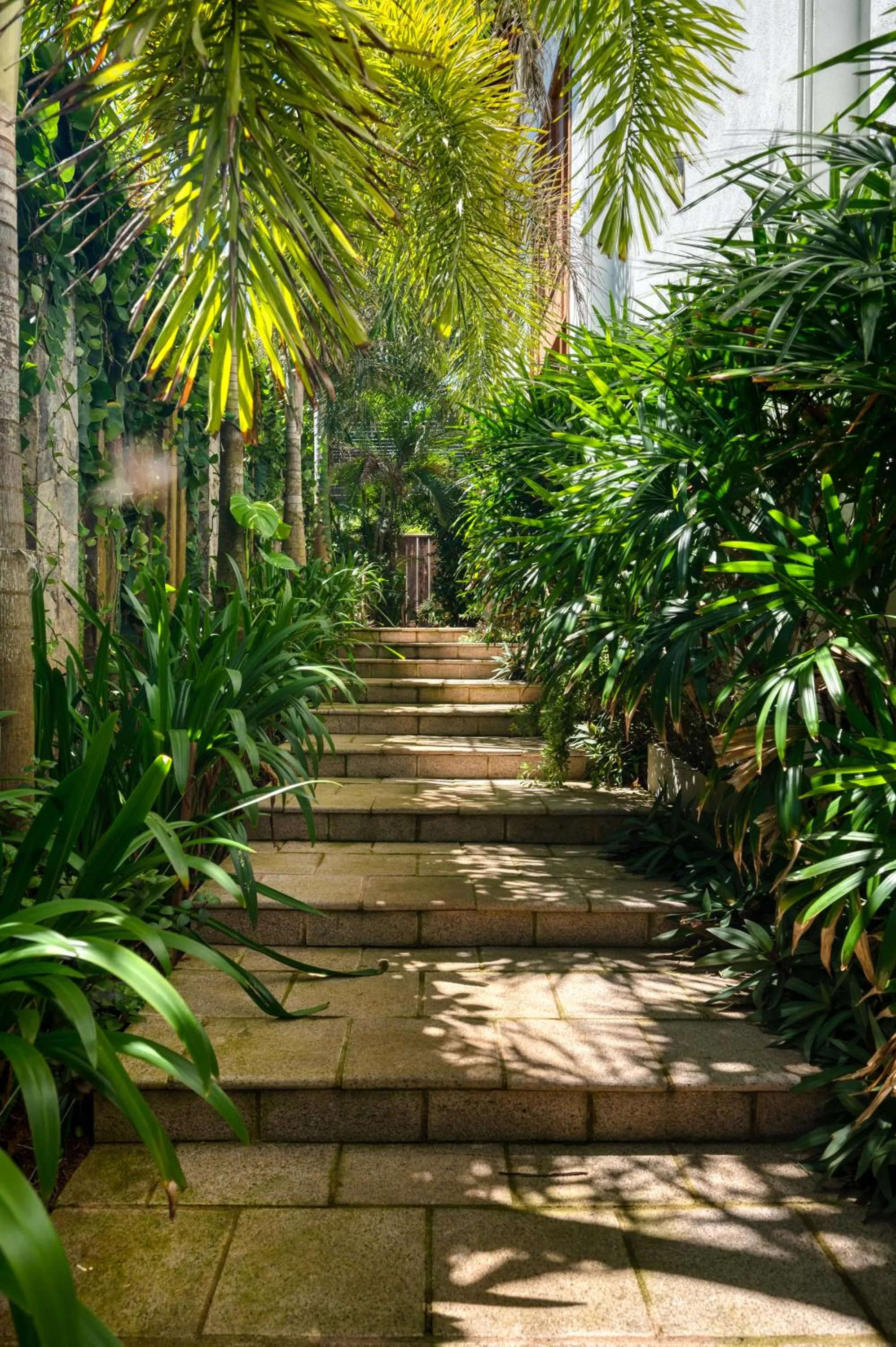 Facade/entrance in Beacon By The Bay Villas and Suites by the Clarks