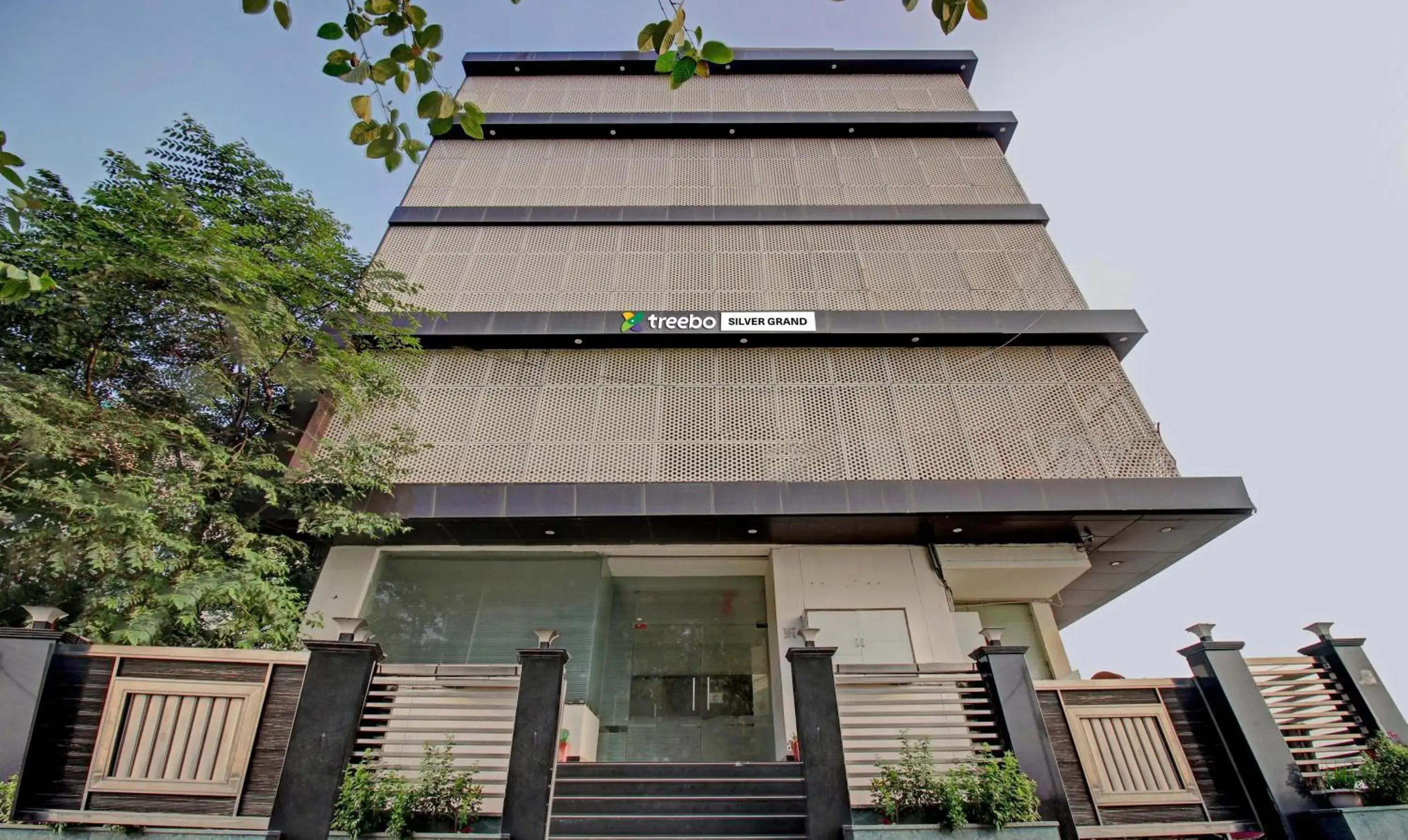 Property building in Treebo Silver Grand Property building in Treebo Silver Grand