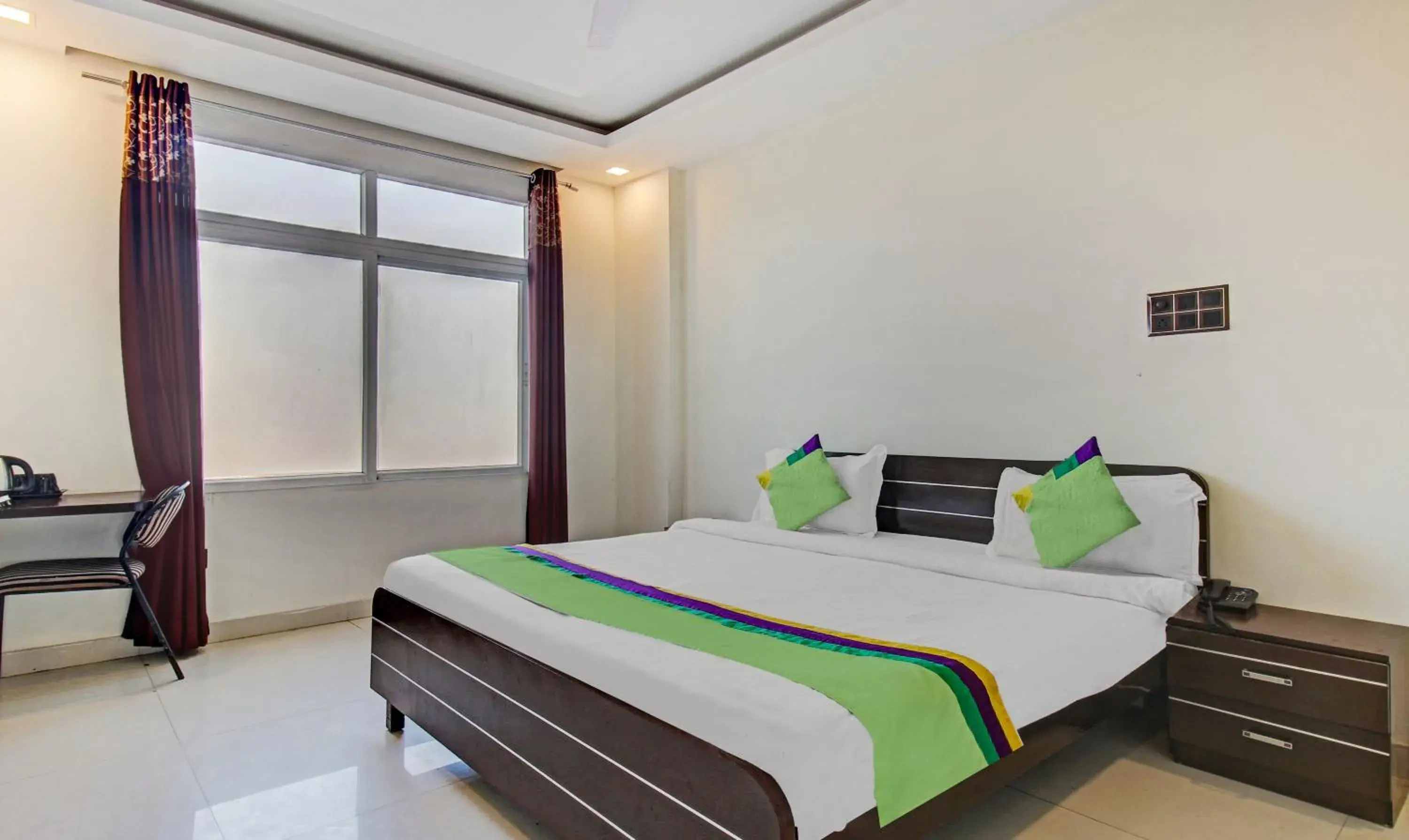 Bedroom, Bed in Treebo Silver Grand Bedroom, Bed in Treebo Silver Grand