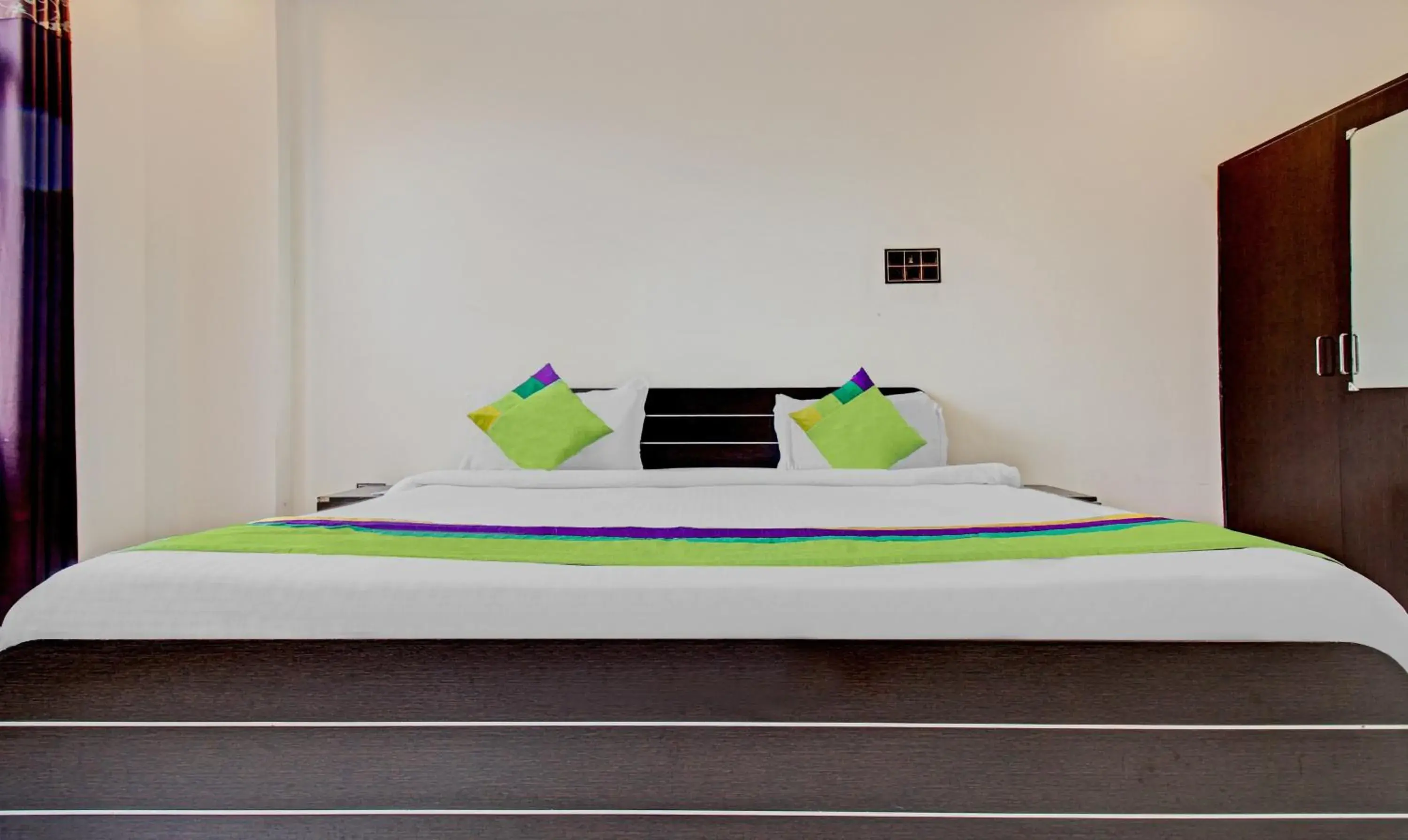 Bedroom, Bed in Treebo Silver Grand Bedroom, Bed in Treebo Silver Grand