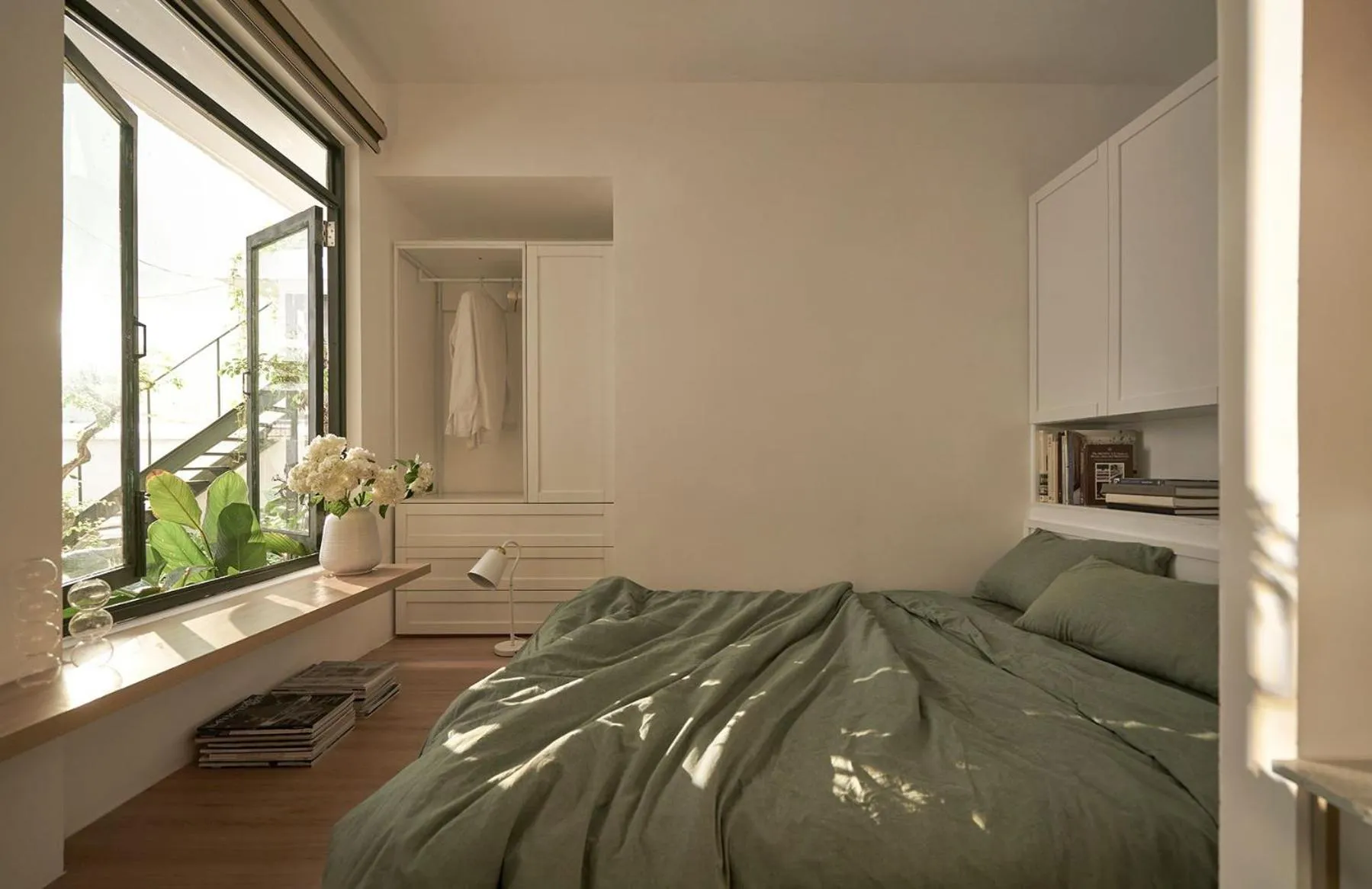 Photo of the whole room, Bed in M Village Living Trần Quốc Thảo