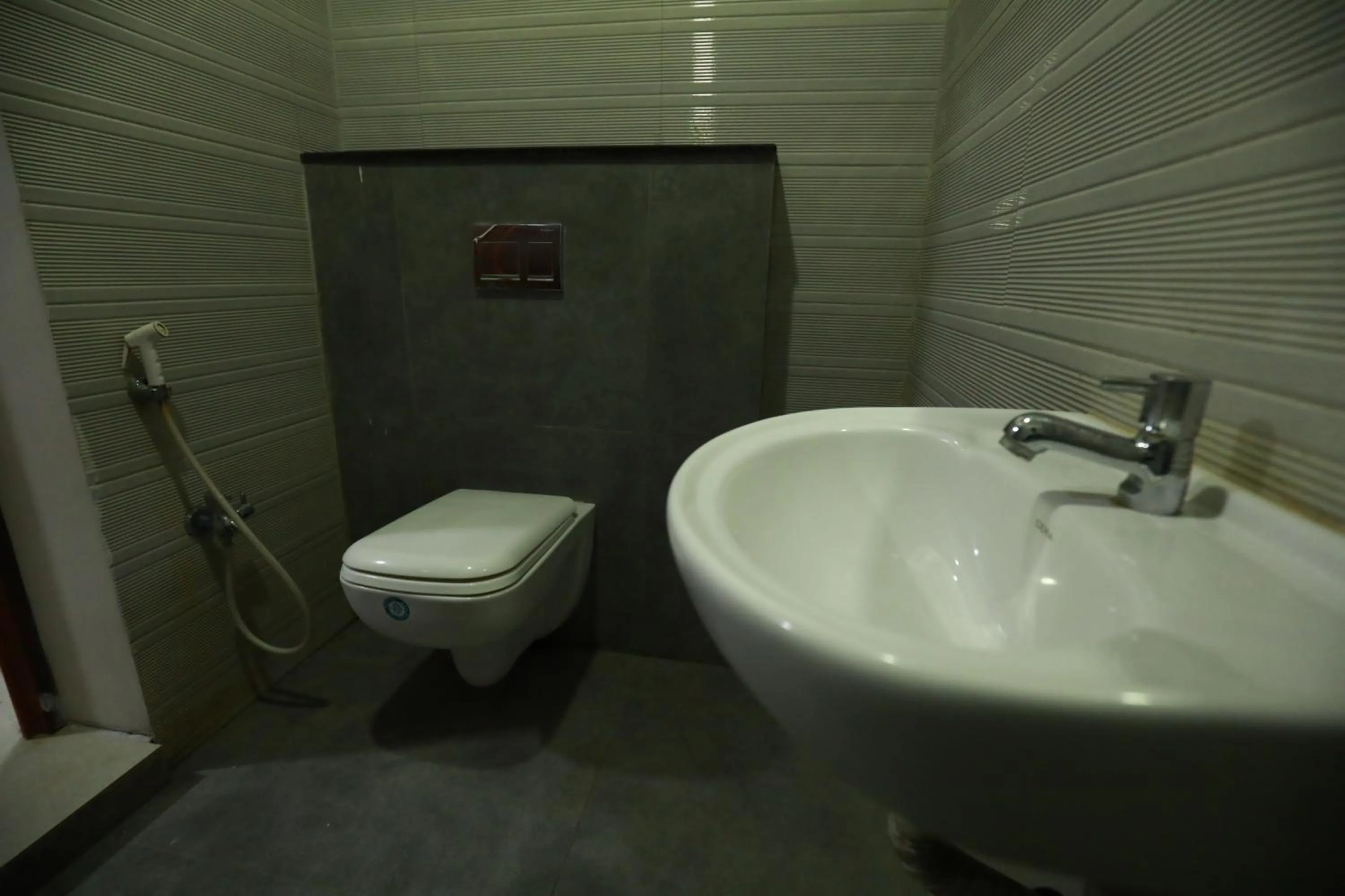 Bathroom in The Ideal Nest Kumbakonam