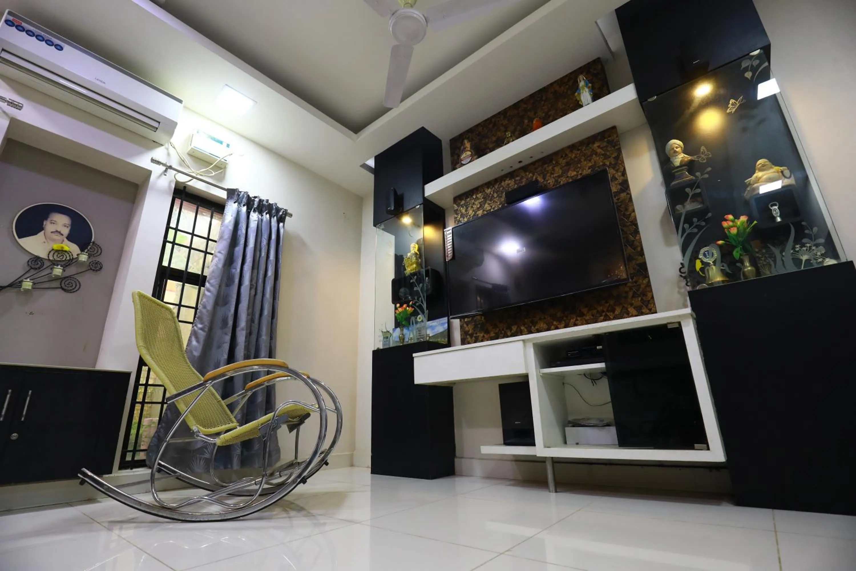 Seating area in The Ideal Nest Kumbakonam