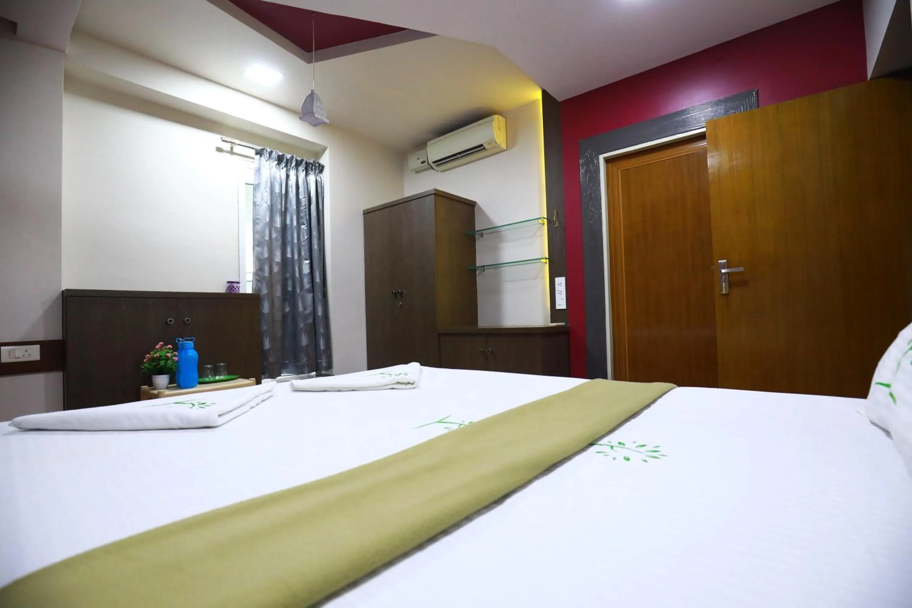 Bed in The Ideal Nest Kumbakonam