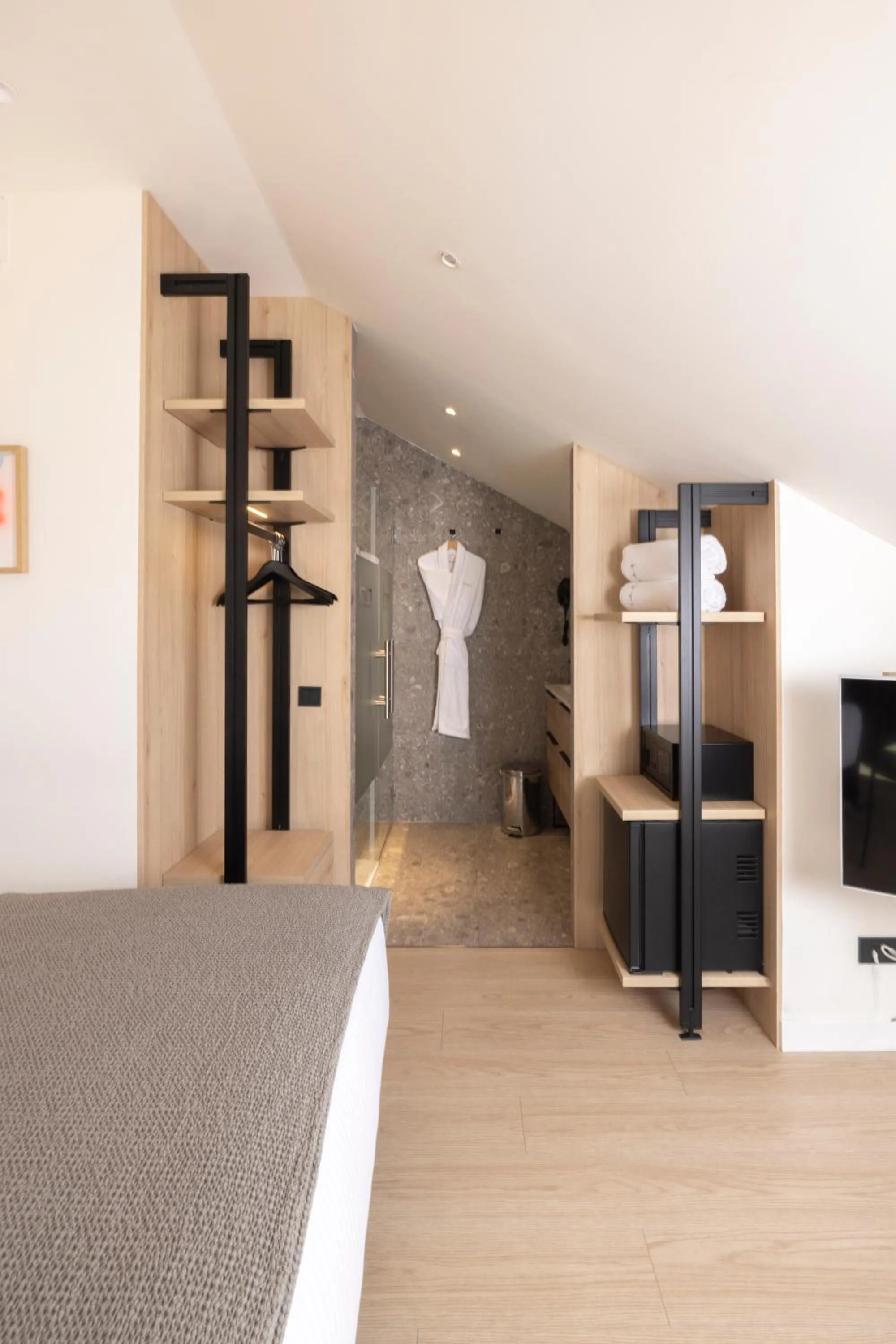 Photo of the whole room, Bed in Inn Boutique León