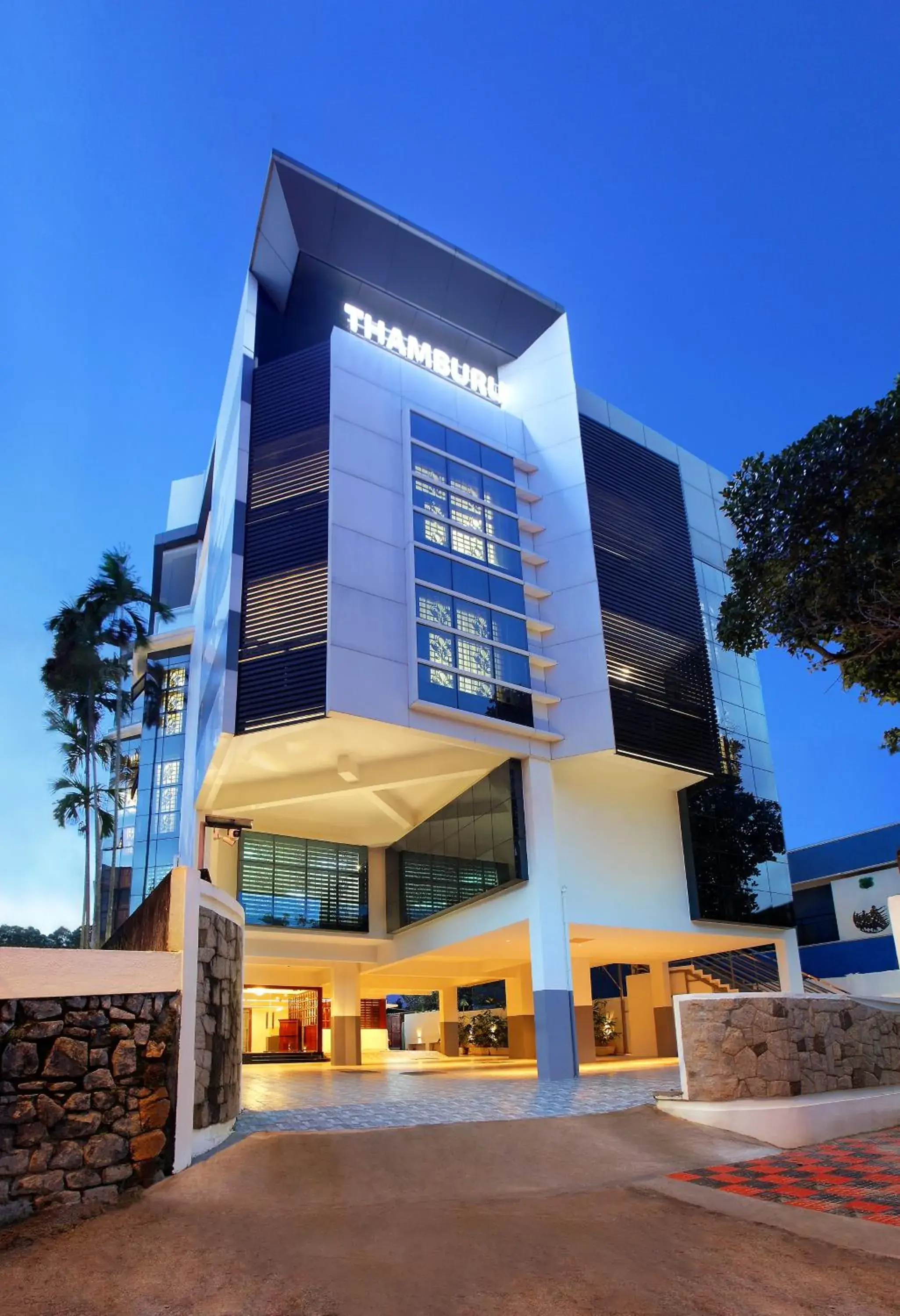 Hotel Thamburu International Hotel Thamburu International