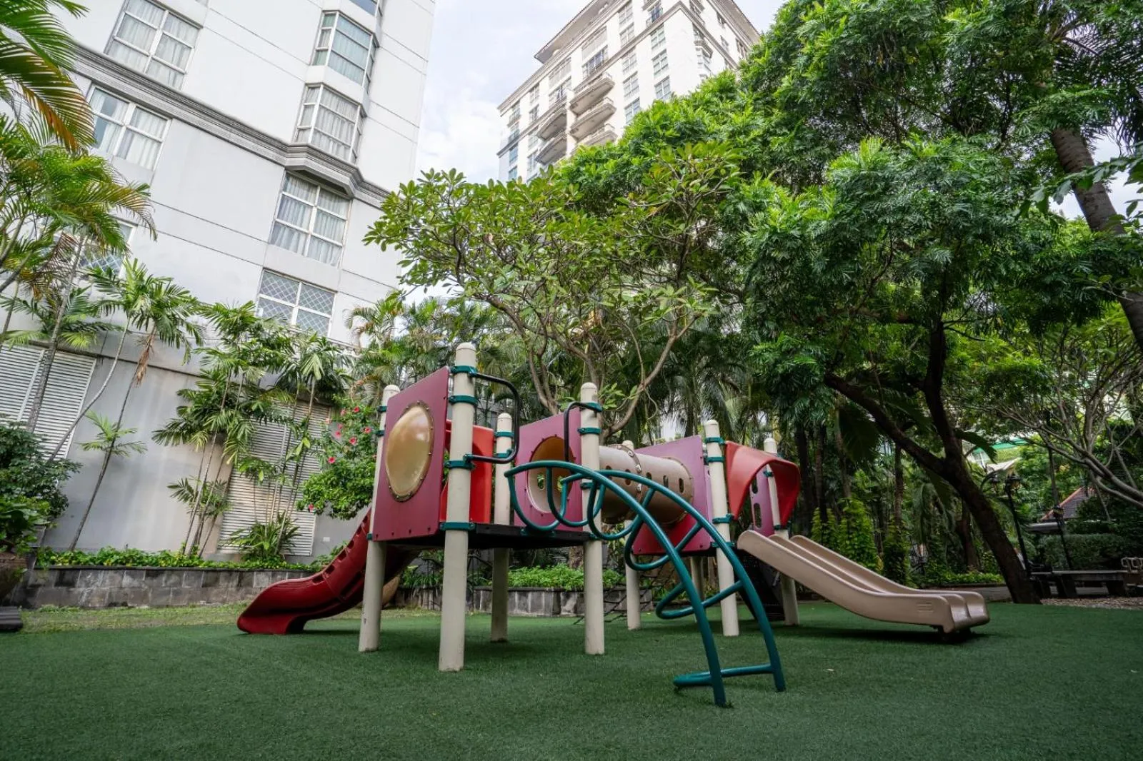 Children play ground in Rasamala & Cendana at Menteng