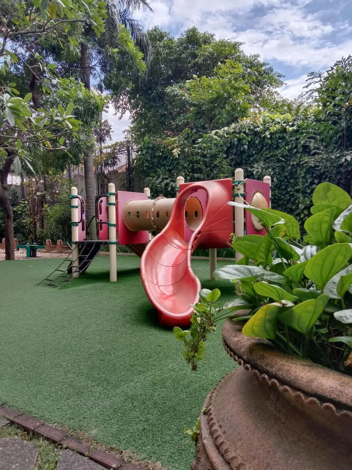 Children play ground in Rasamala & Cendana at Menteng