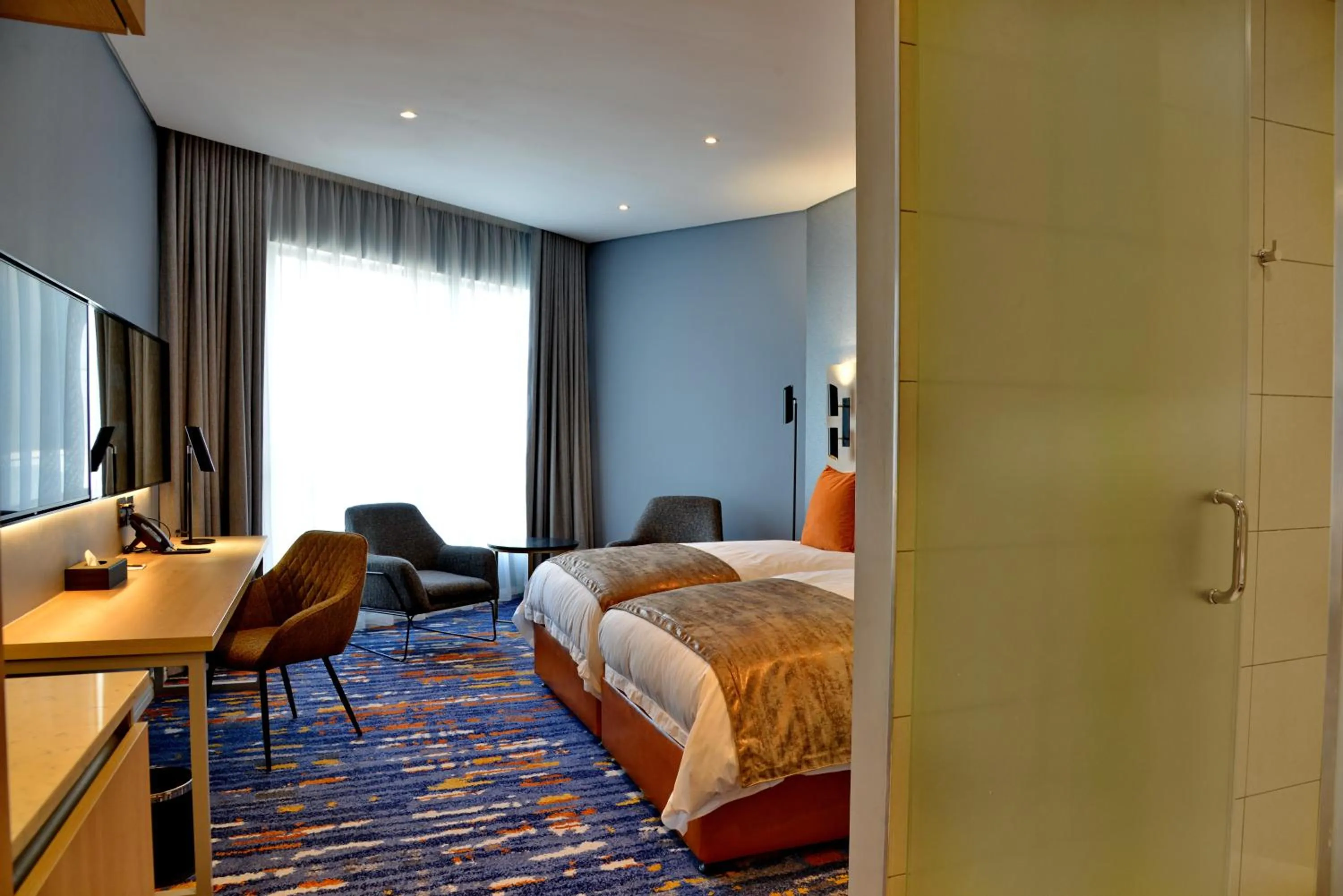 Bedroom, Bed in @Sandton Hotel