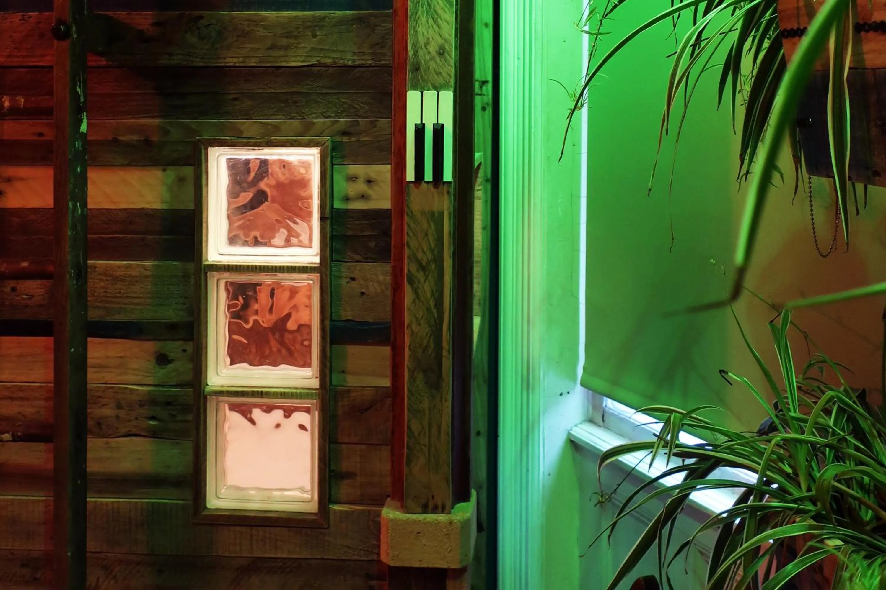 Decorative detail in Art Hostel