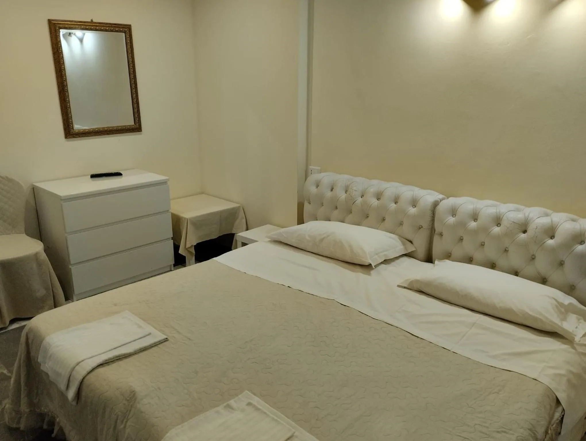 Bed in Hotel Internazionale