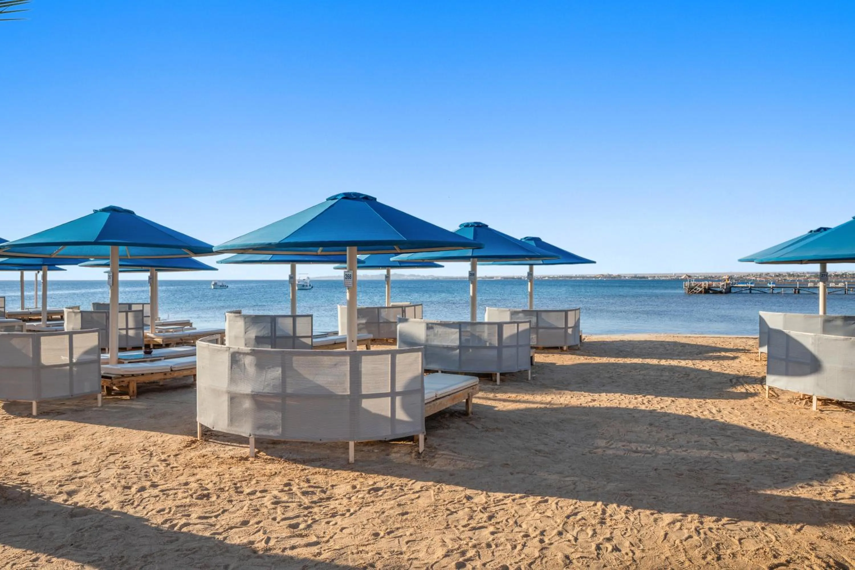 Day in Beach Albatros The Club - Aqua Park