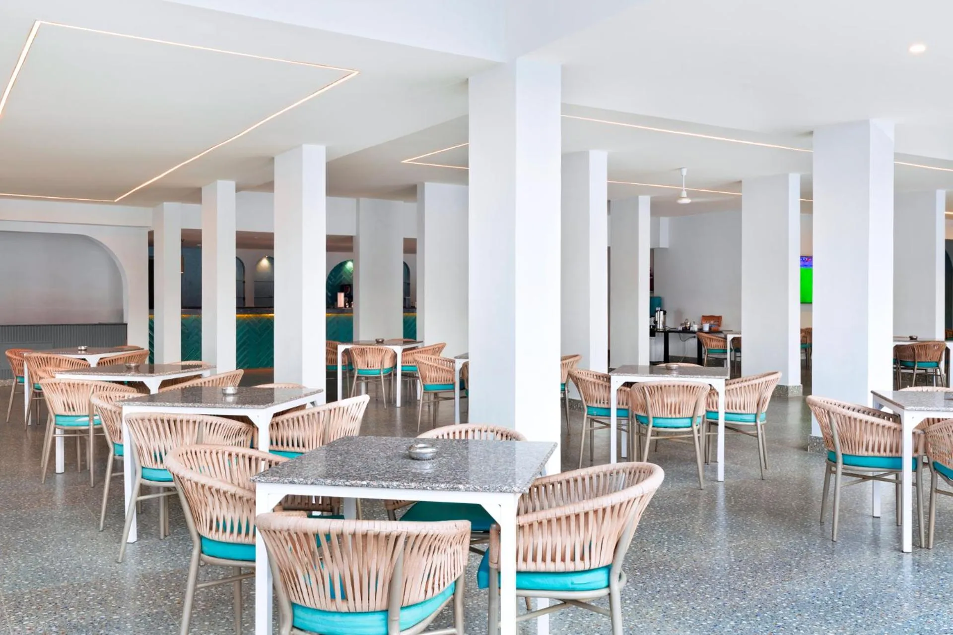 Lounge or bar in Beach Albatros The Club - Aqua Park