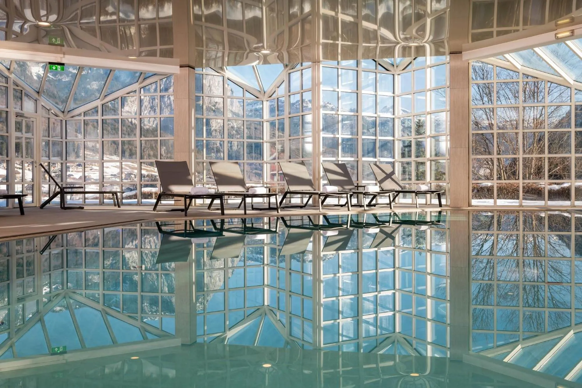 Swimming pool in MONDI Appartements am Grundlsee