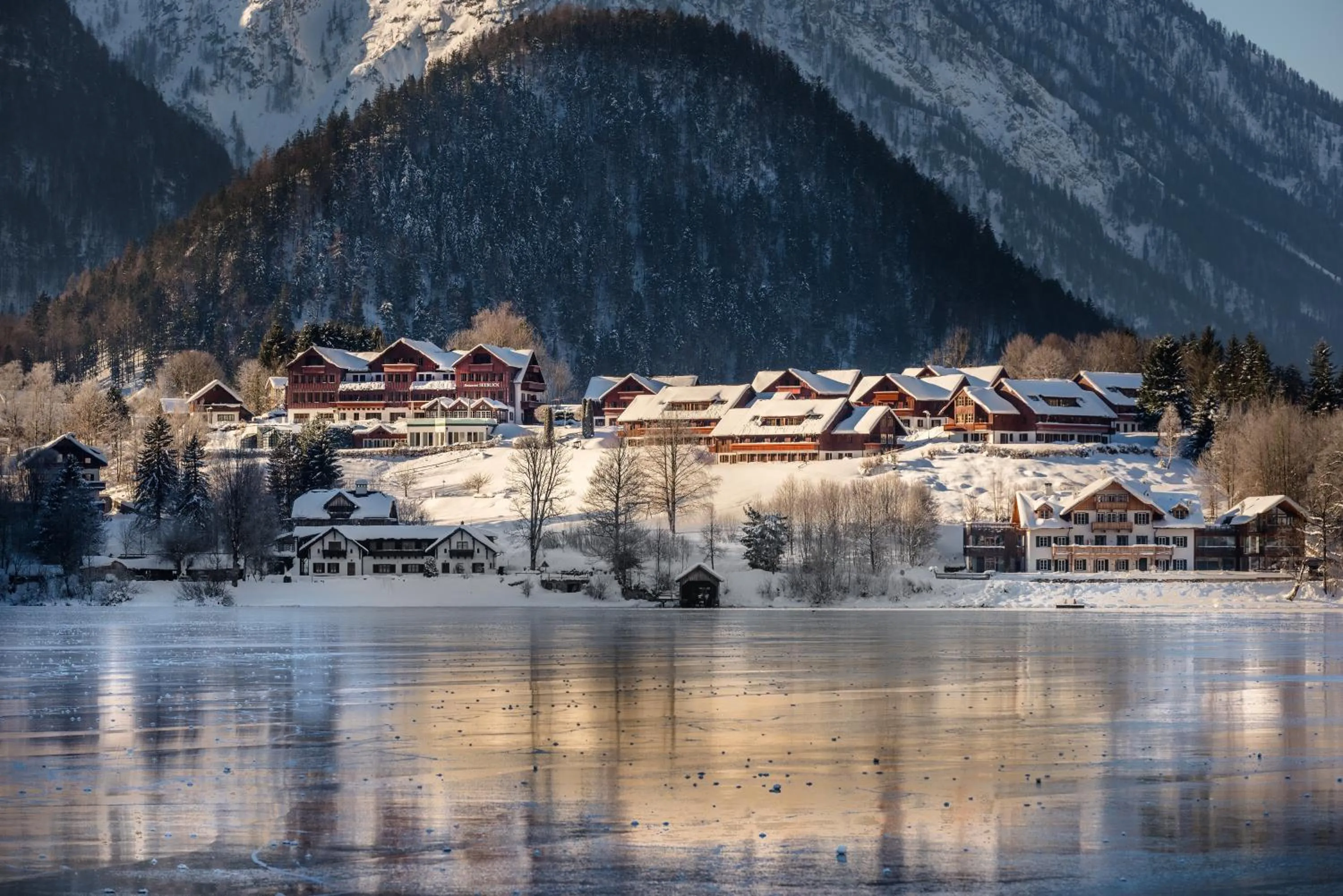Property building in MONDI Appartements am Grundlsee