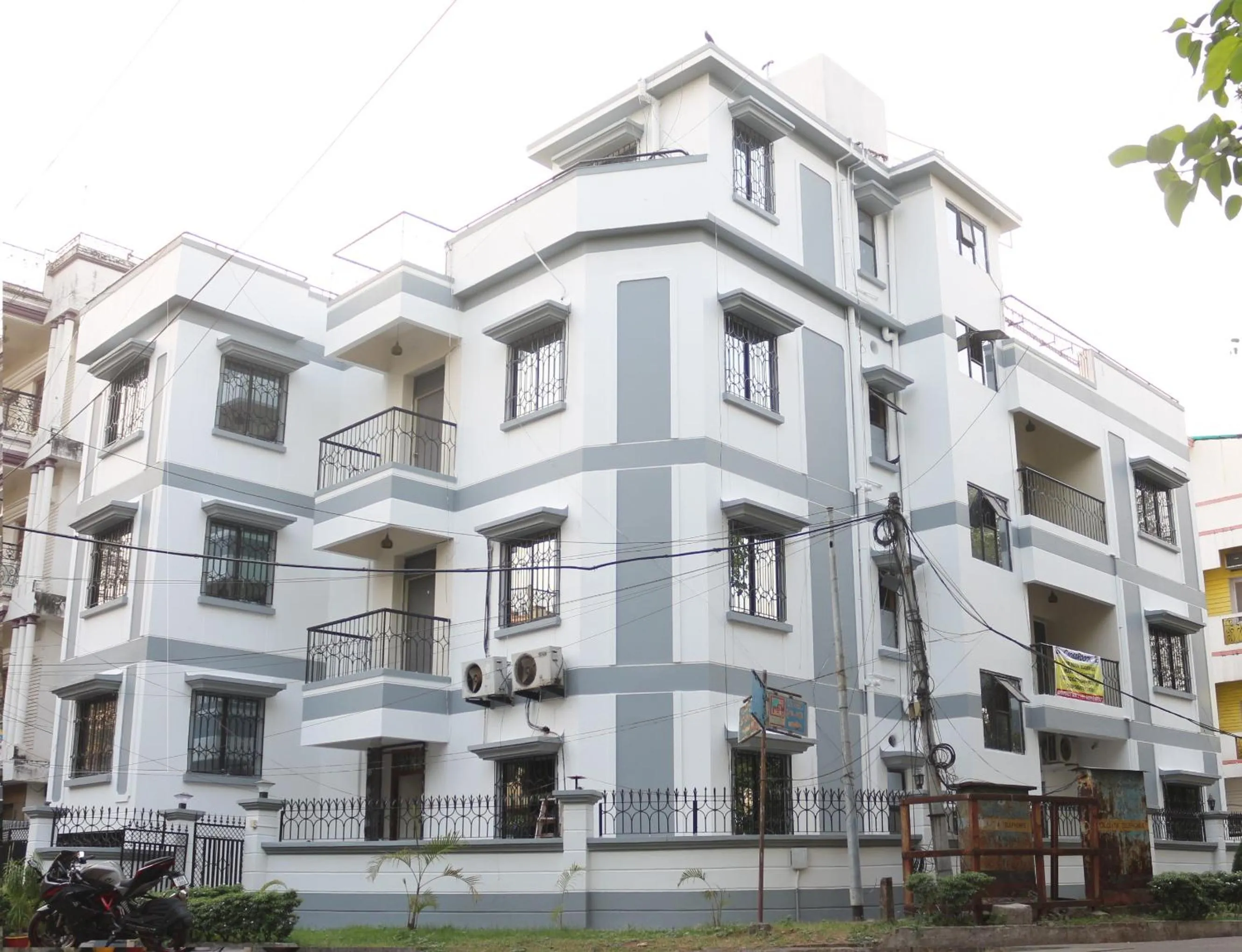 Property building in Crossroads