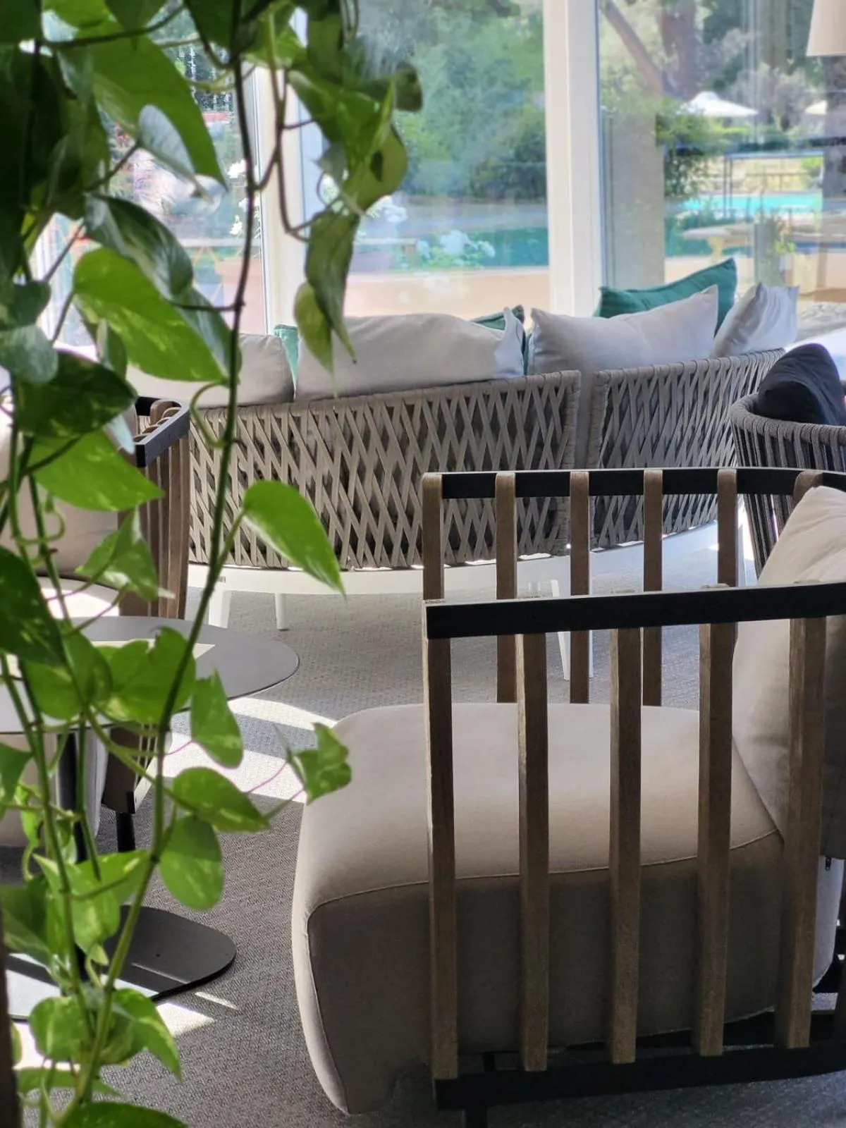 Communal lounge/ TV room in Cortona Resort & Spa