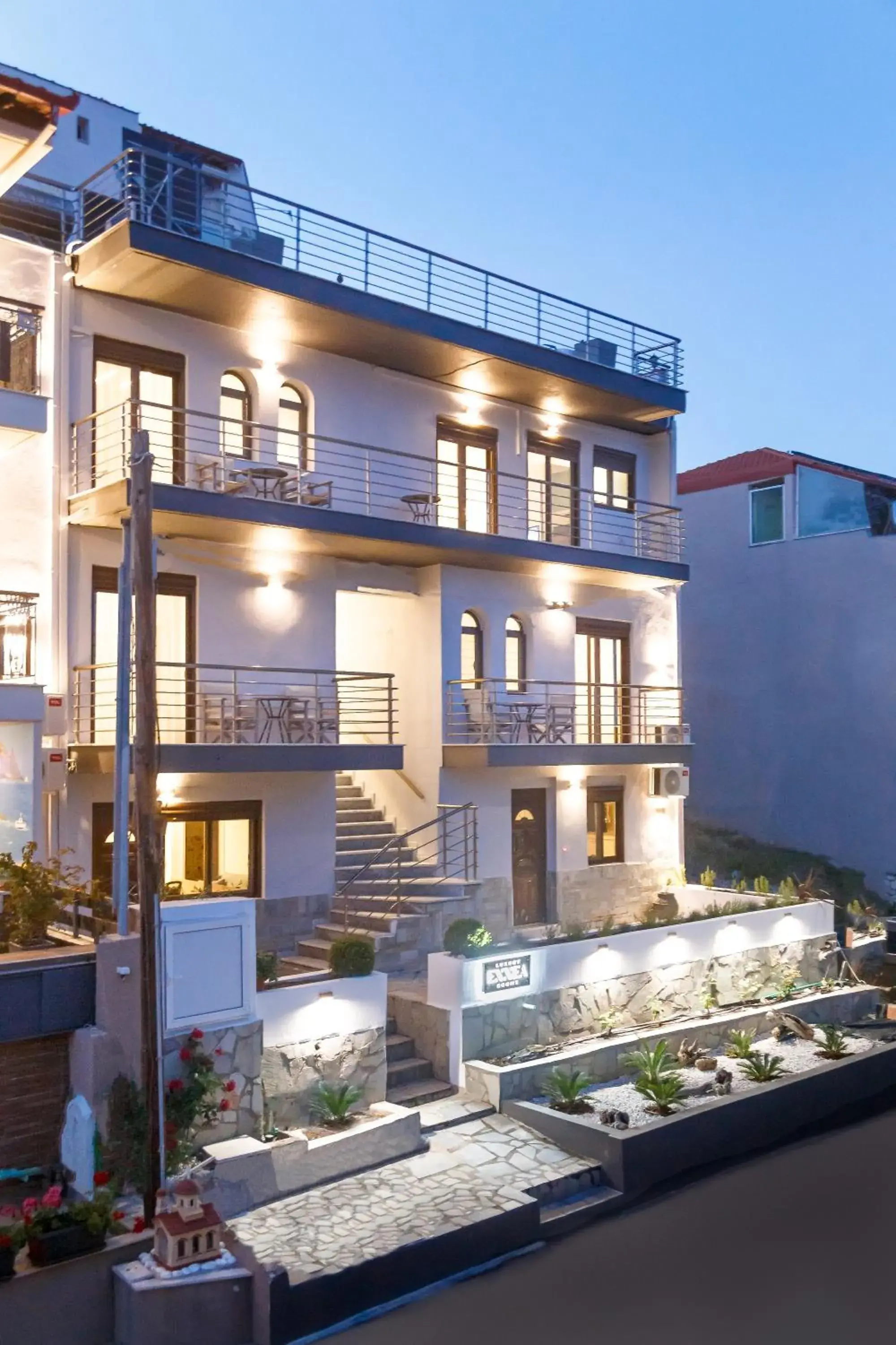 9 Luxury Rooms 9 Luxury Rooms