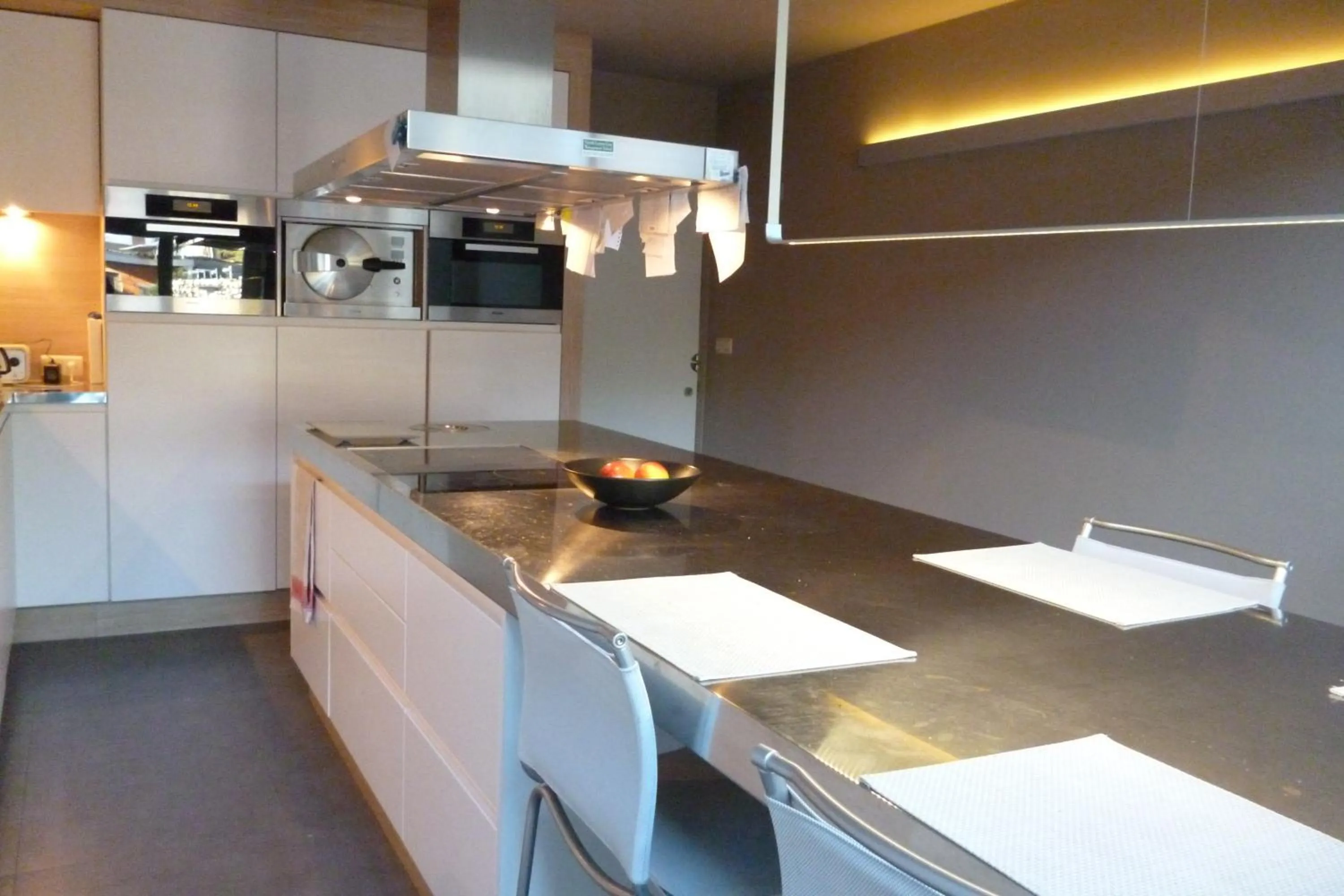 Kitchen or kitchenette in Su'ro Bed and Breakfast