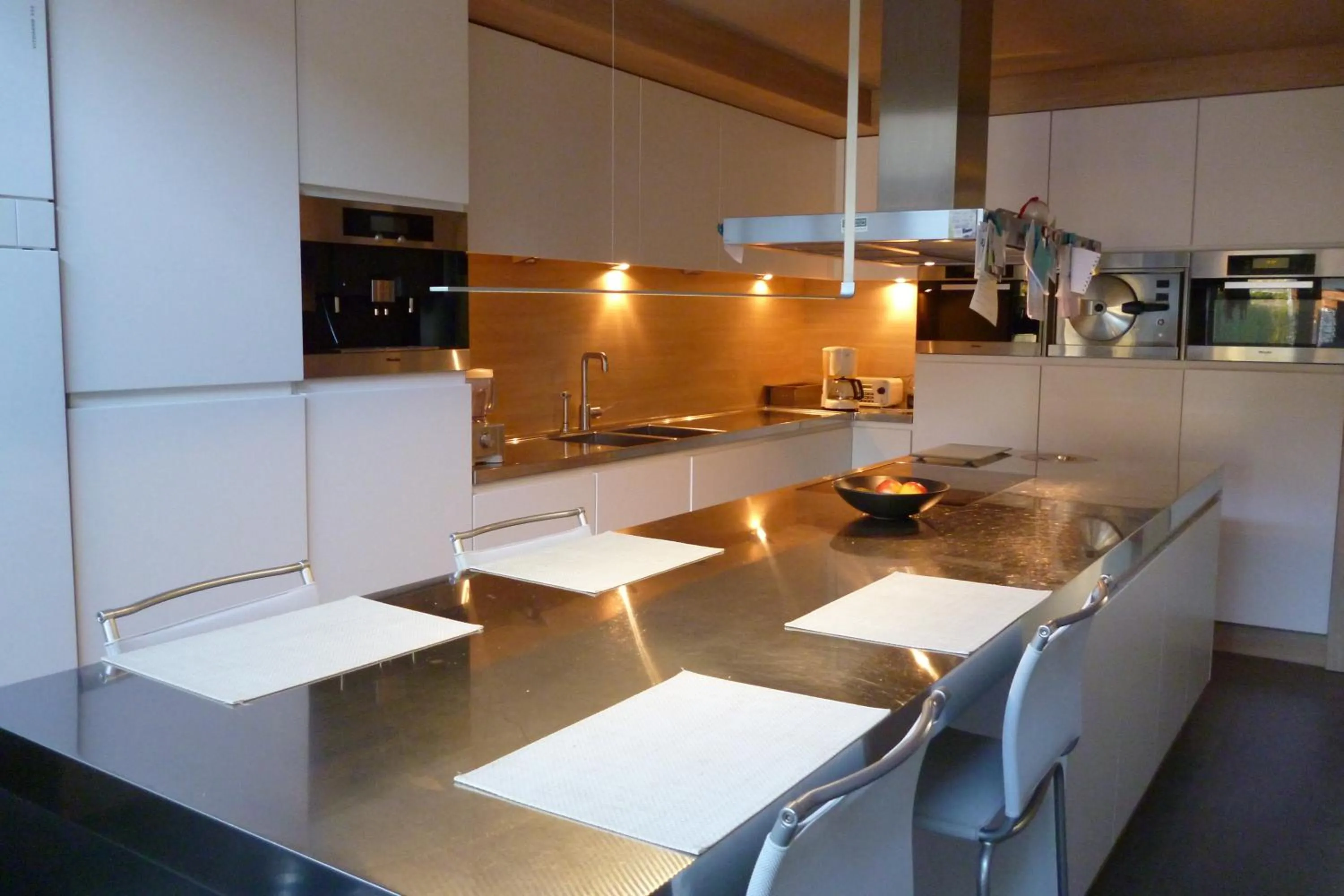 Dining area in Su'ro Bed and Breakfast