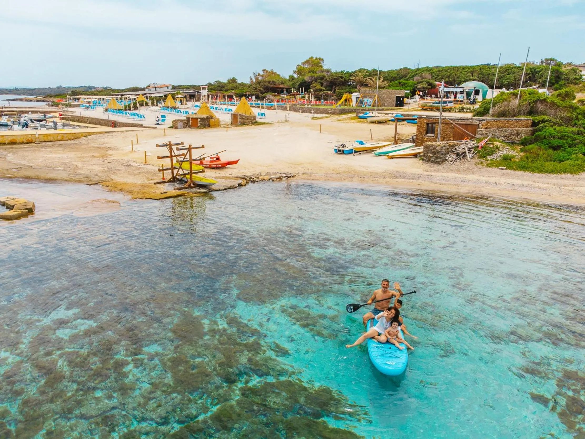 People in UNAHOTELS Club Hotel Ancora