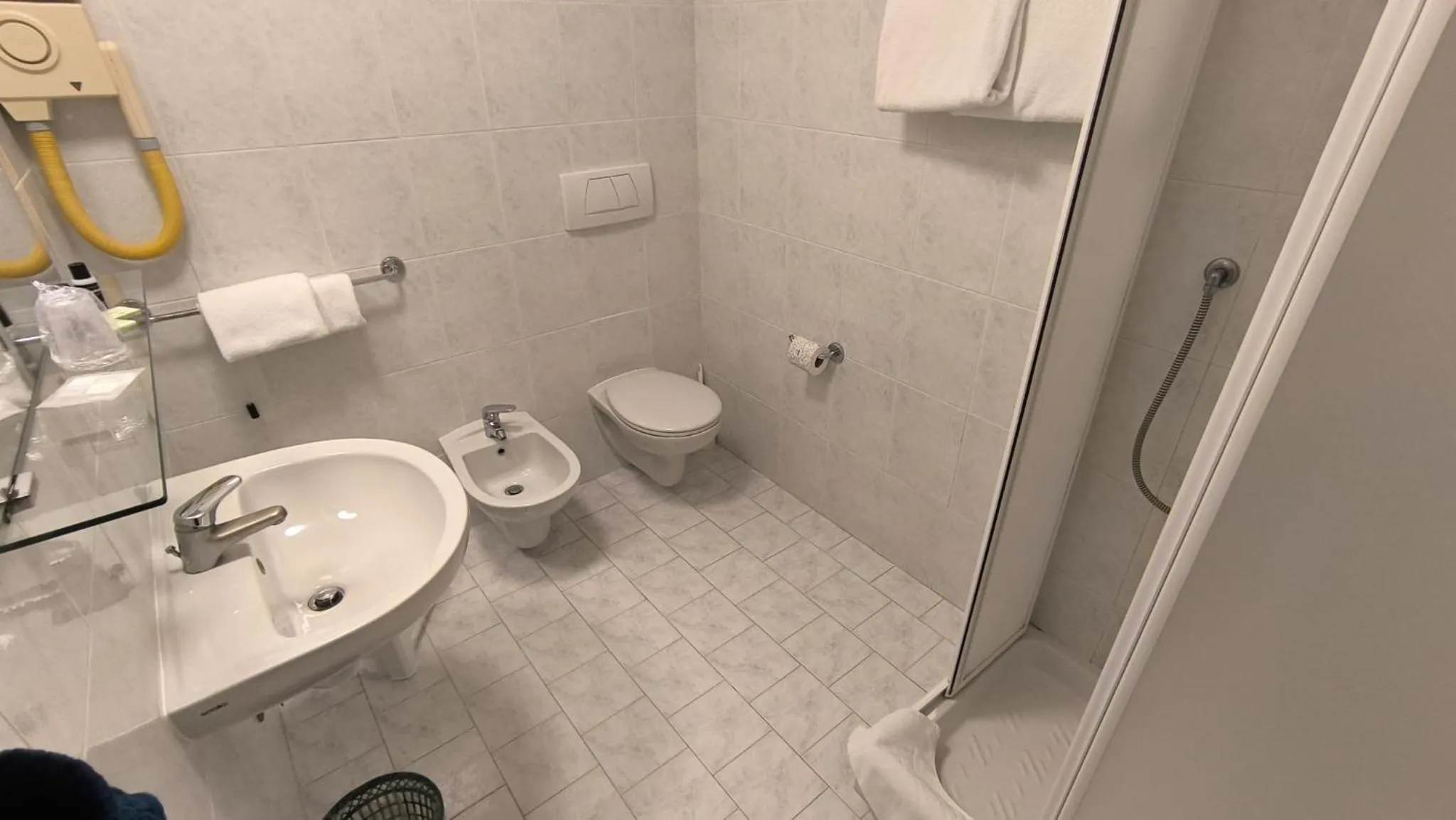 Bathroom in Hotel La Perla Del Capo