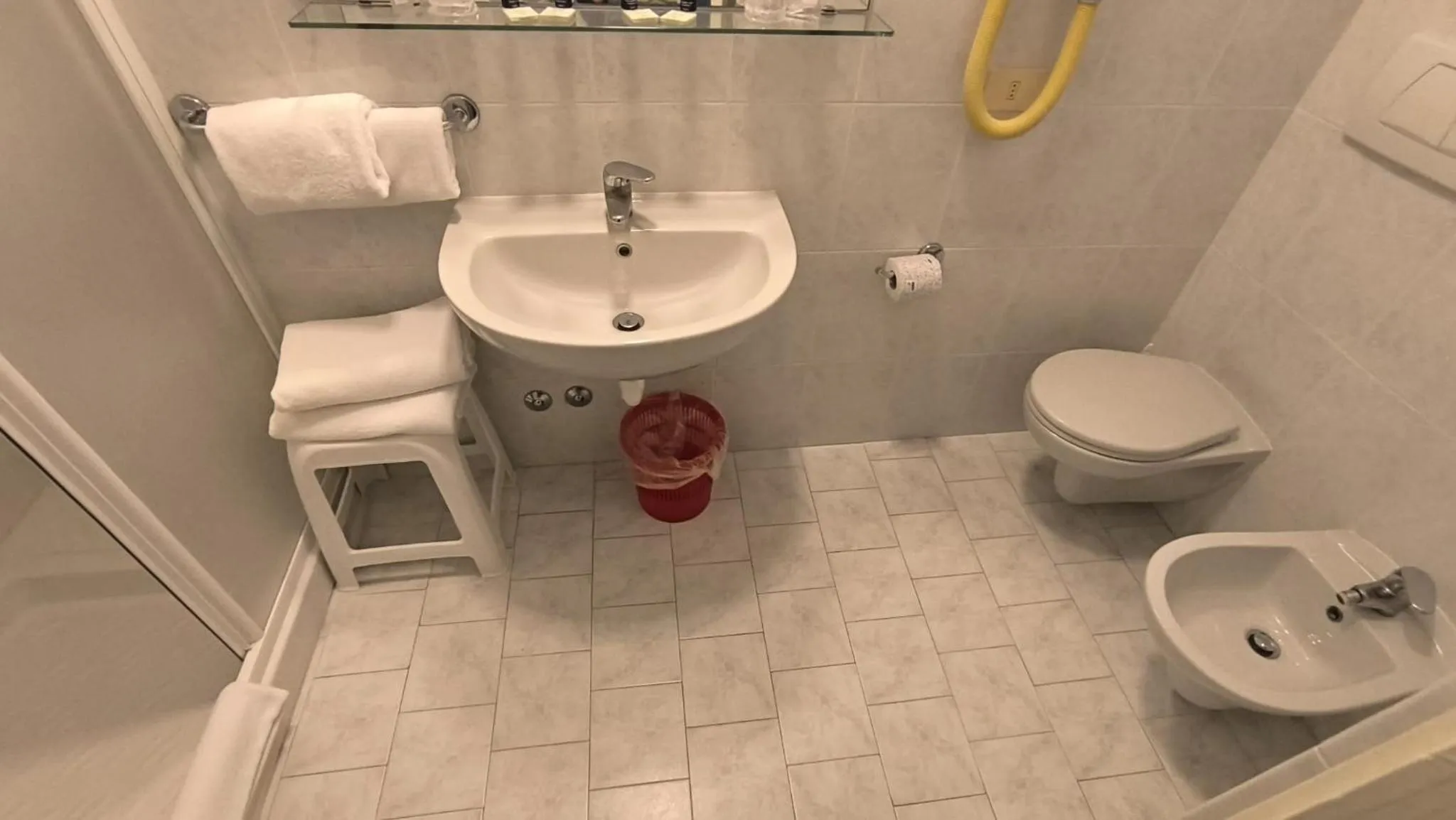 Bathroom in Hotel La Perla Del Capo