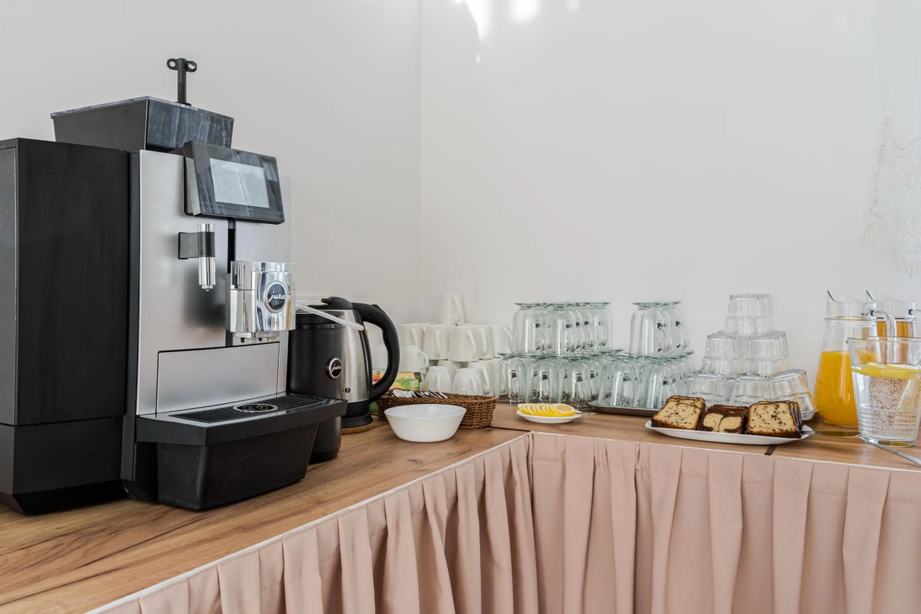 Breakfast in Villa Lima