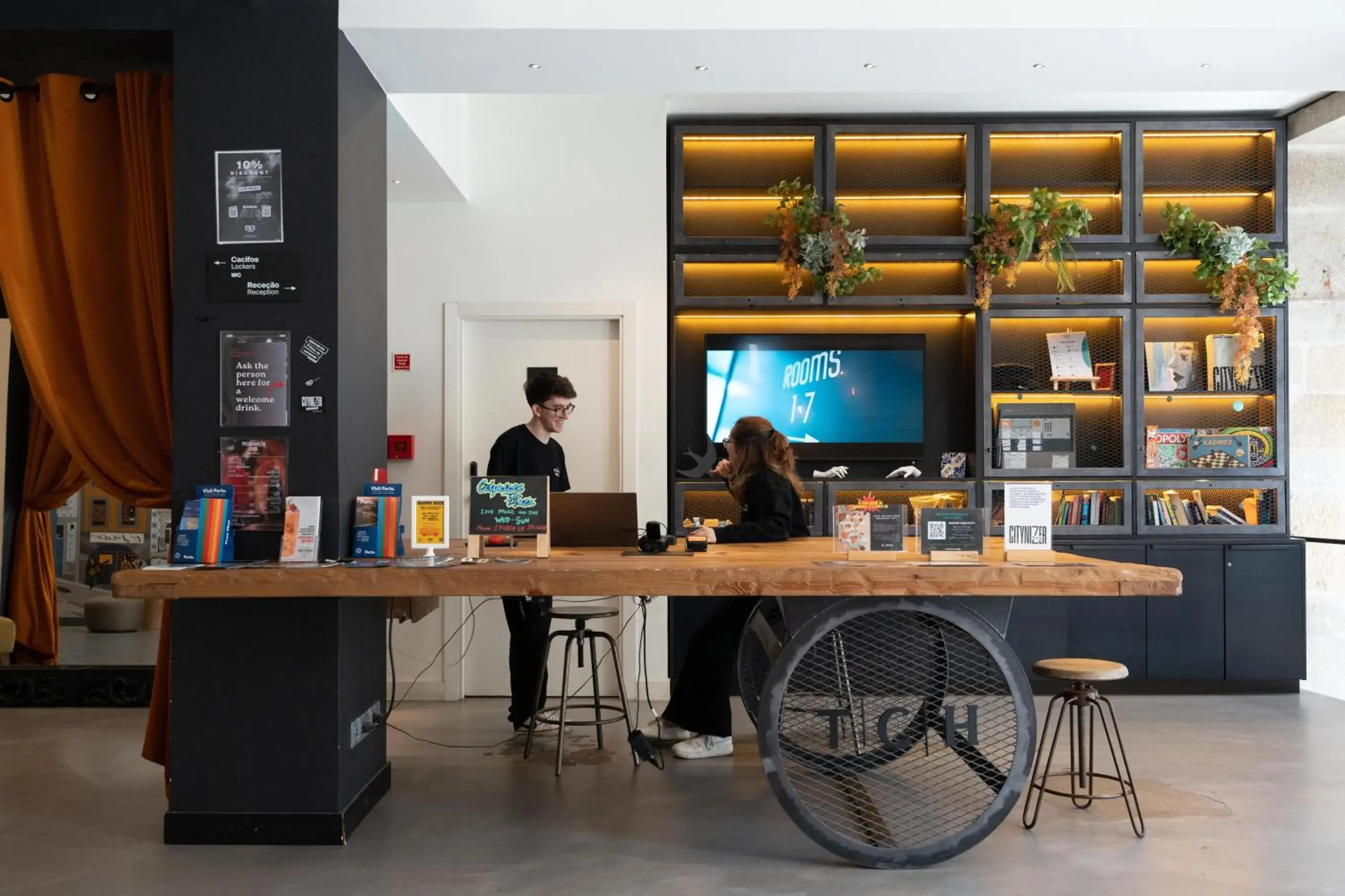 Lobby or reception in The Central House Porto Ribeira Lobby or reception in The Central House Porto Ribeira