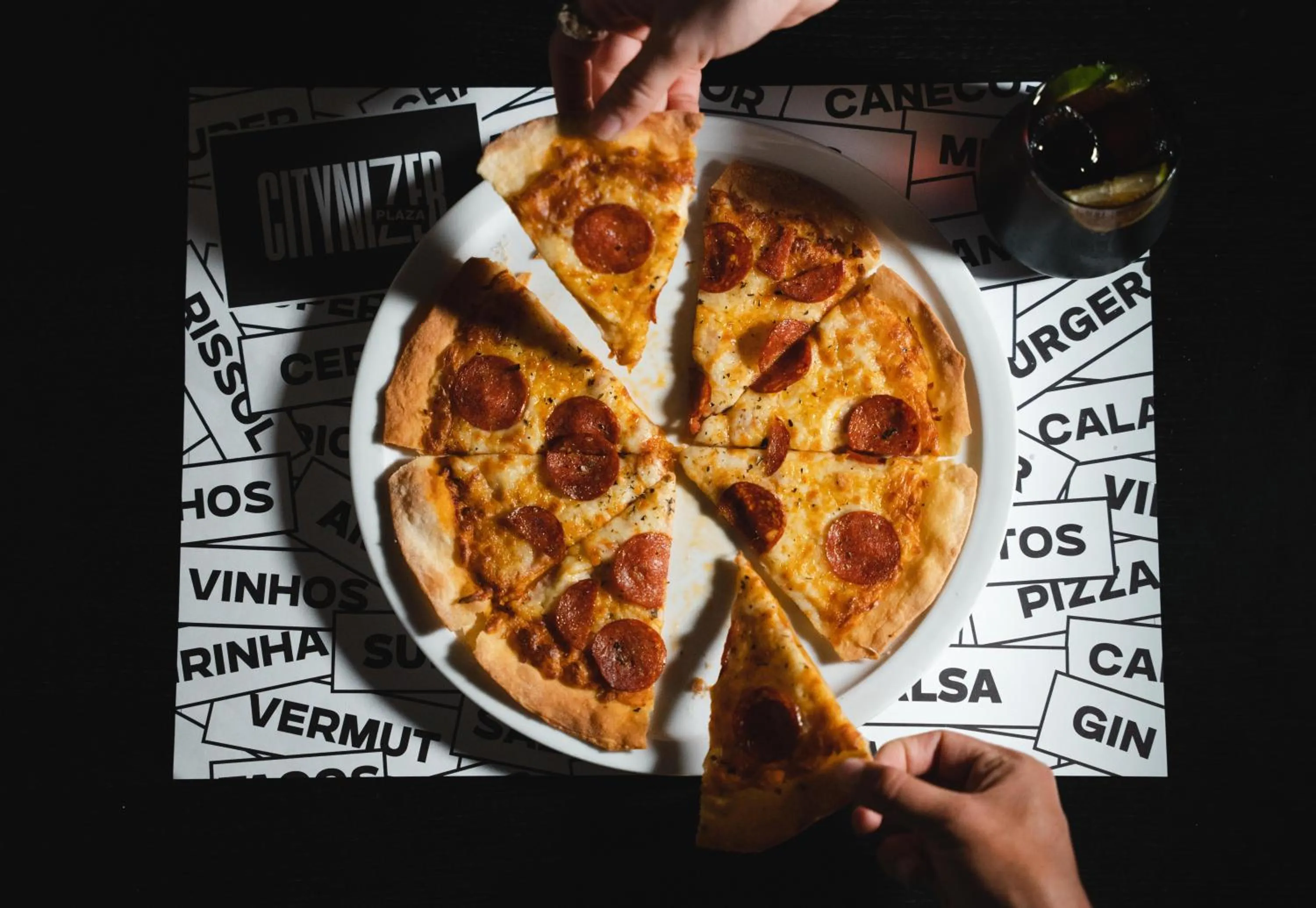 Restaurant/places to eat in The Central House Porto Ribeira