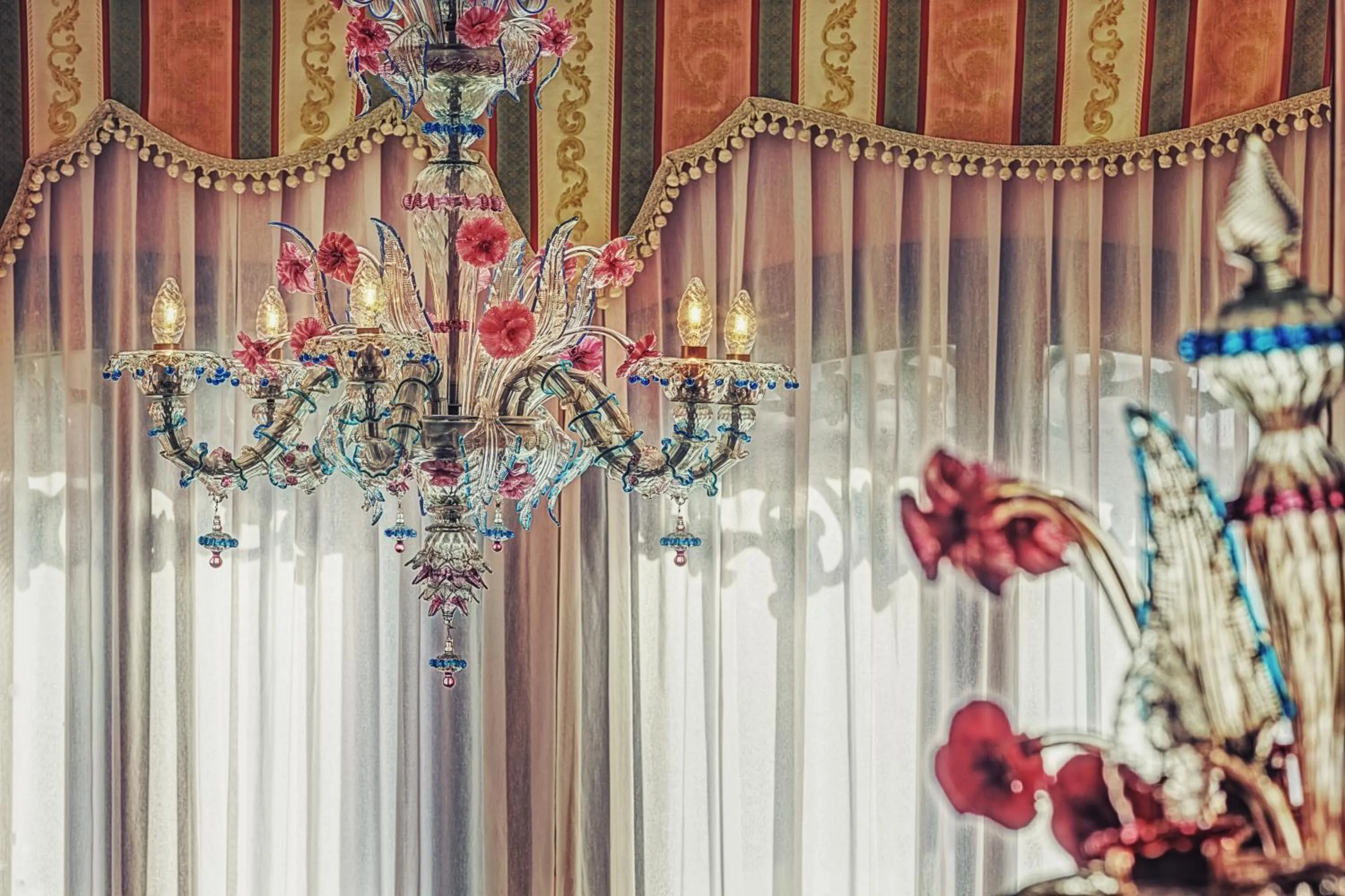 Decorative detail in Hotel Firenze