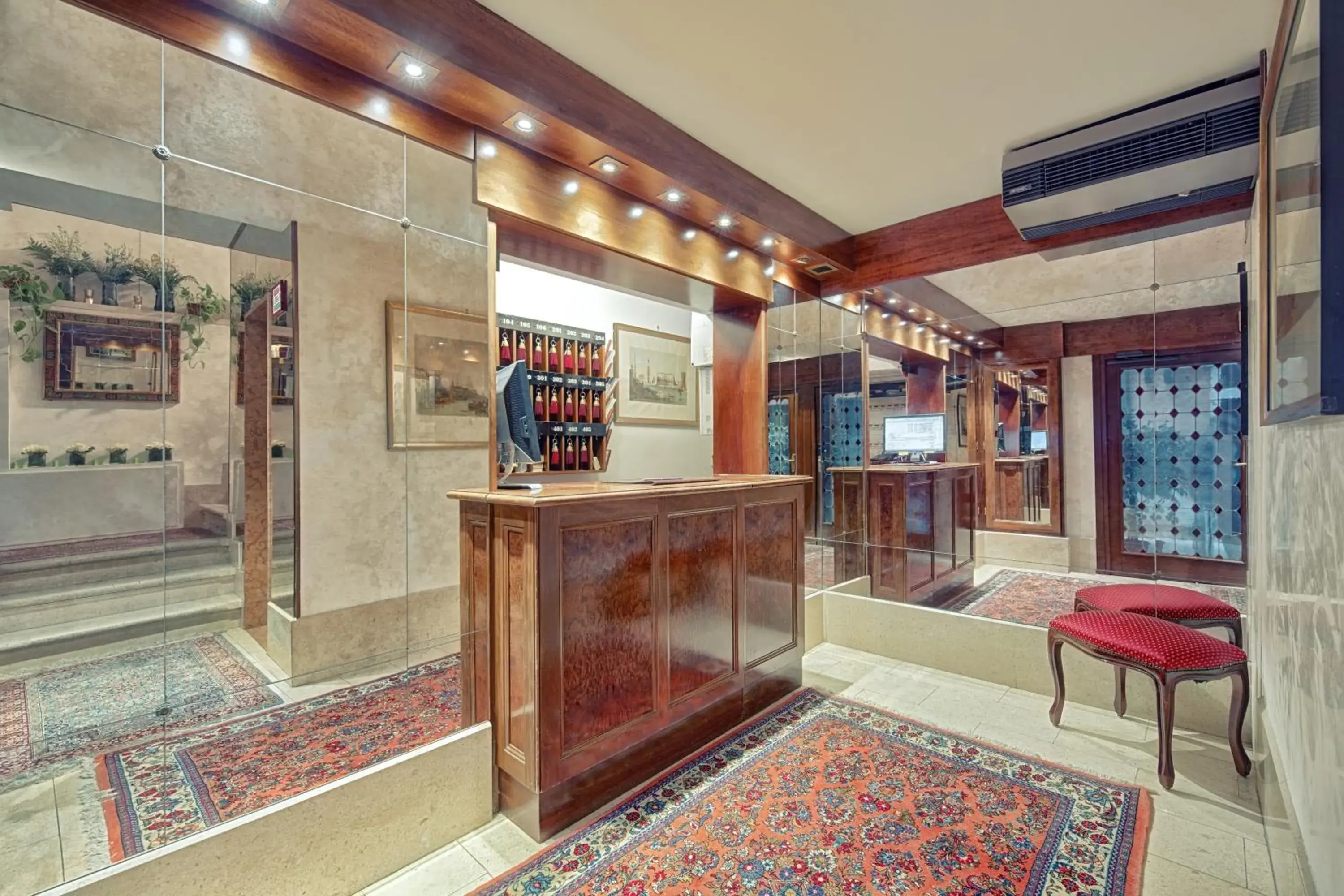 Lobby or reception in Hotel Firenze Lobby or reception in Hotel Firenze