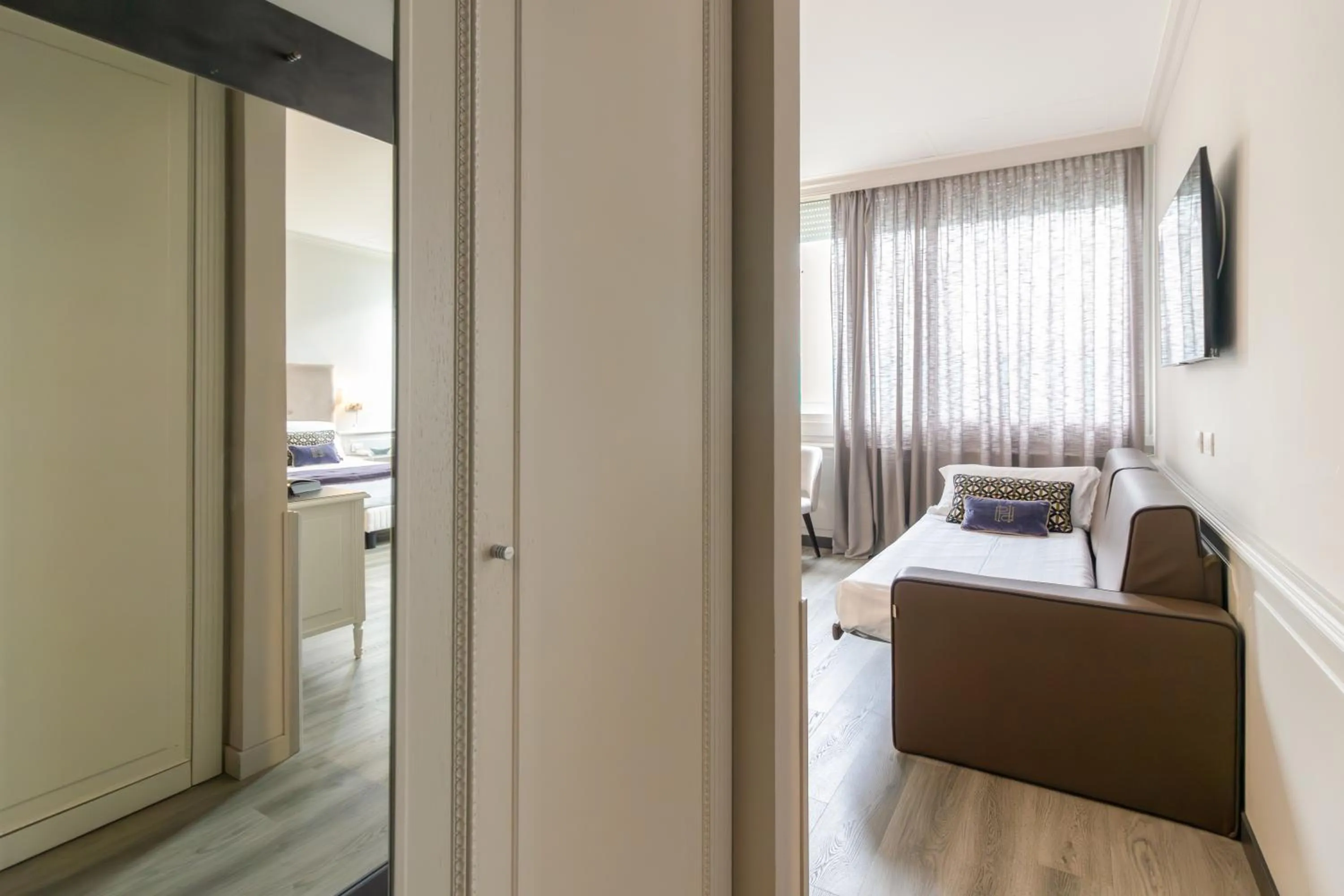 Photo of the whole room, Bed in Parco dei Principi Boutique Hotel