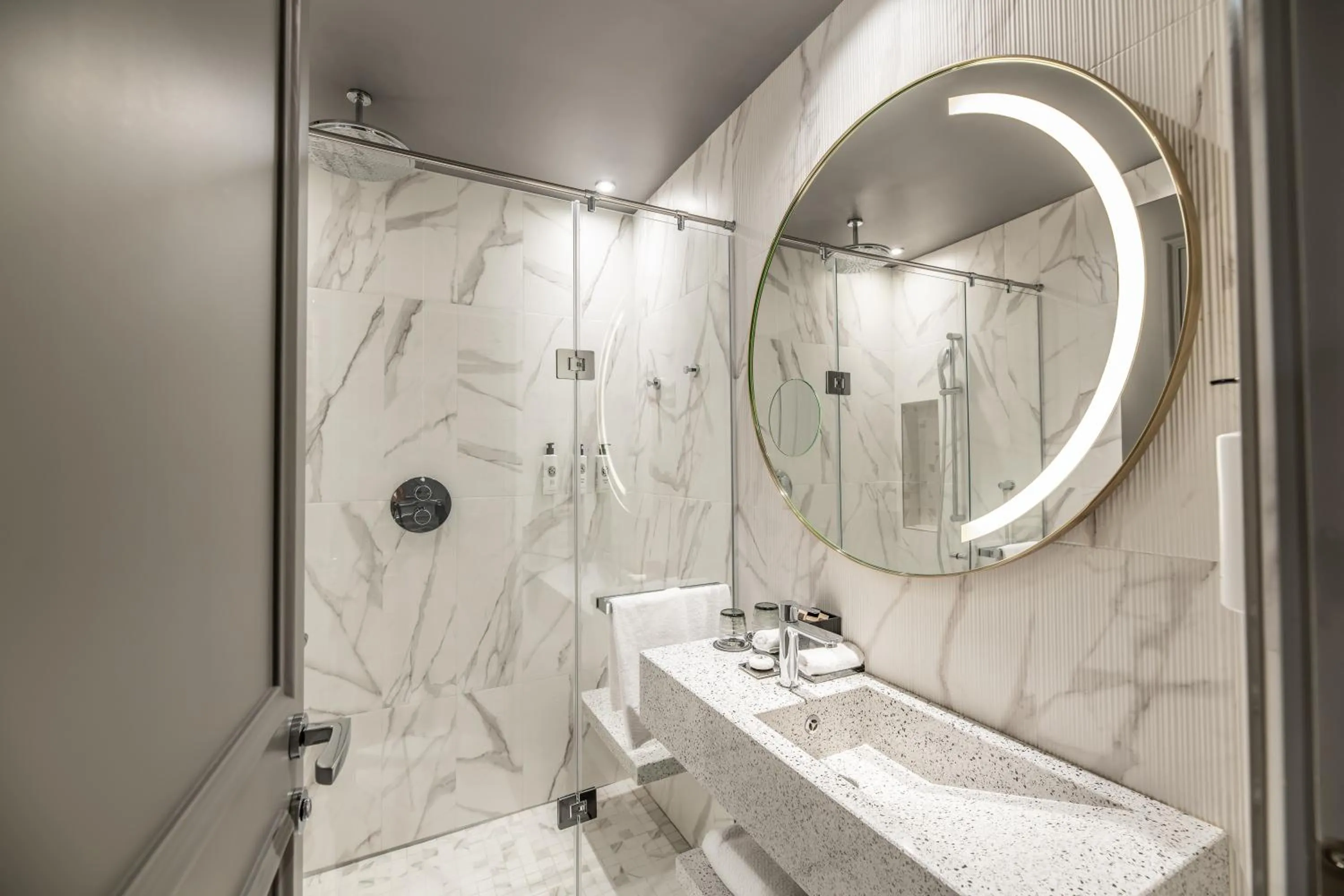 Bathroom in Sofitel Roma Villa Borghese