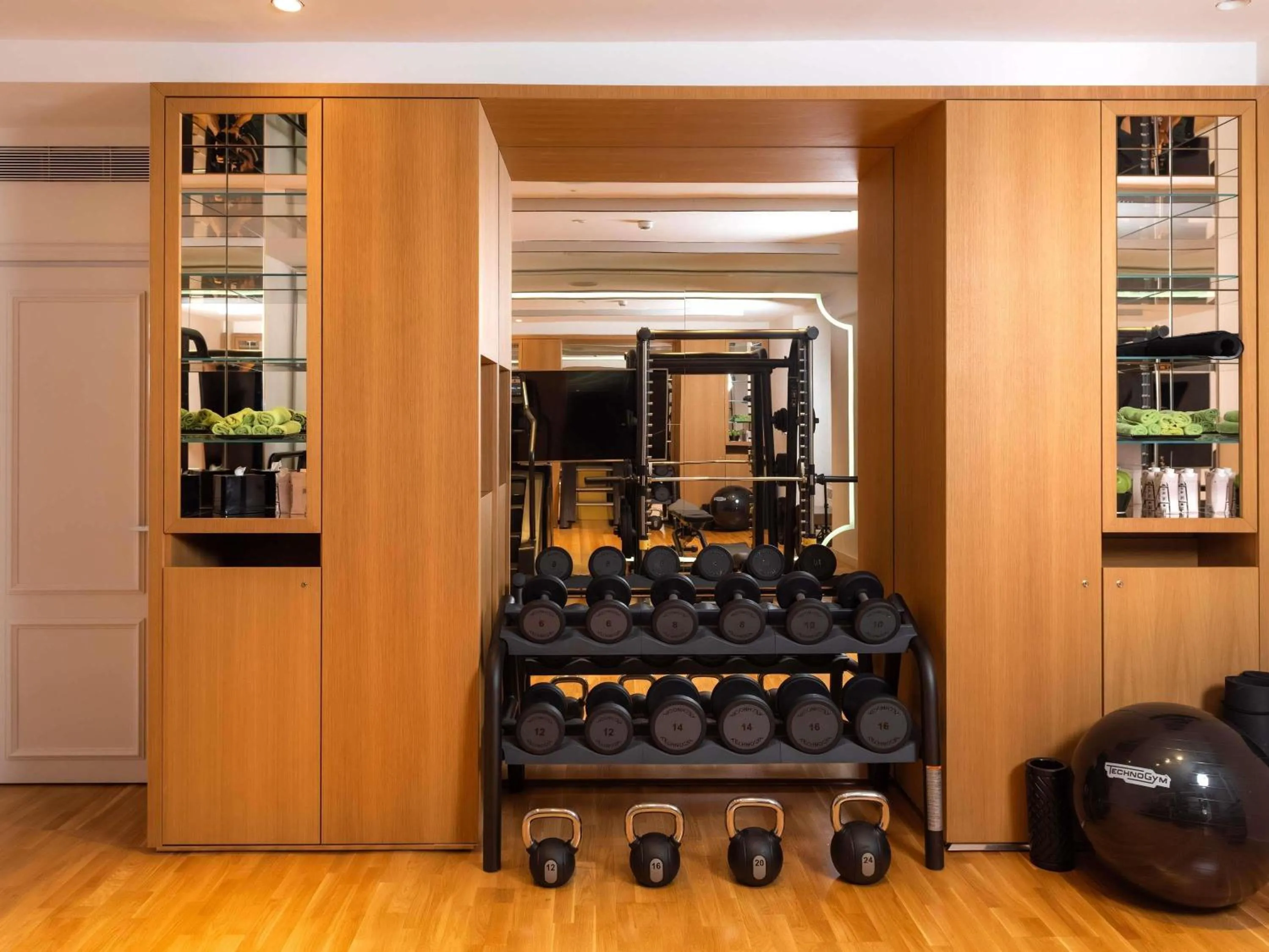 Fitness centre/facilities in Sofitel Roma Villa Borghese